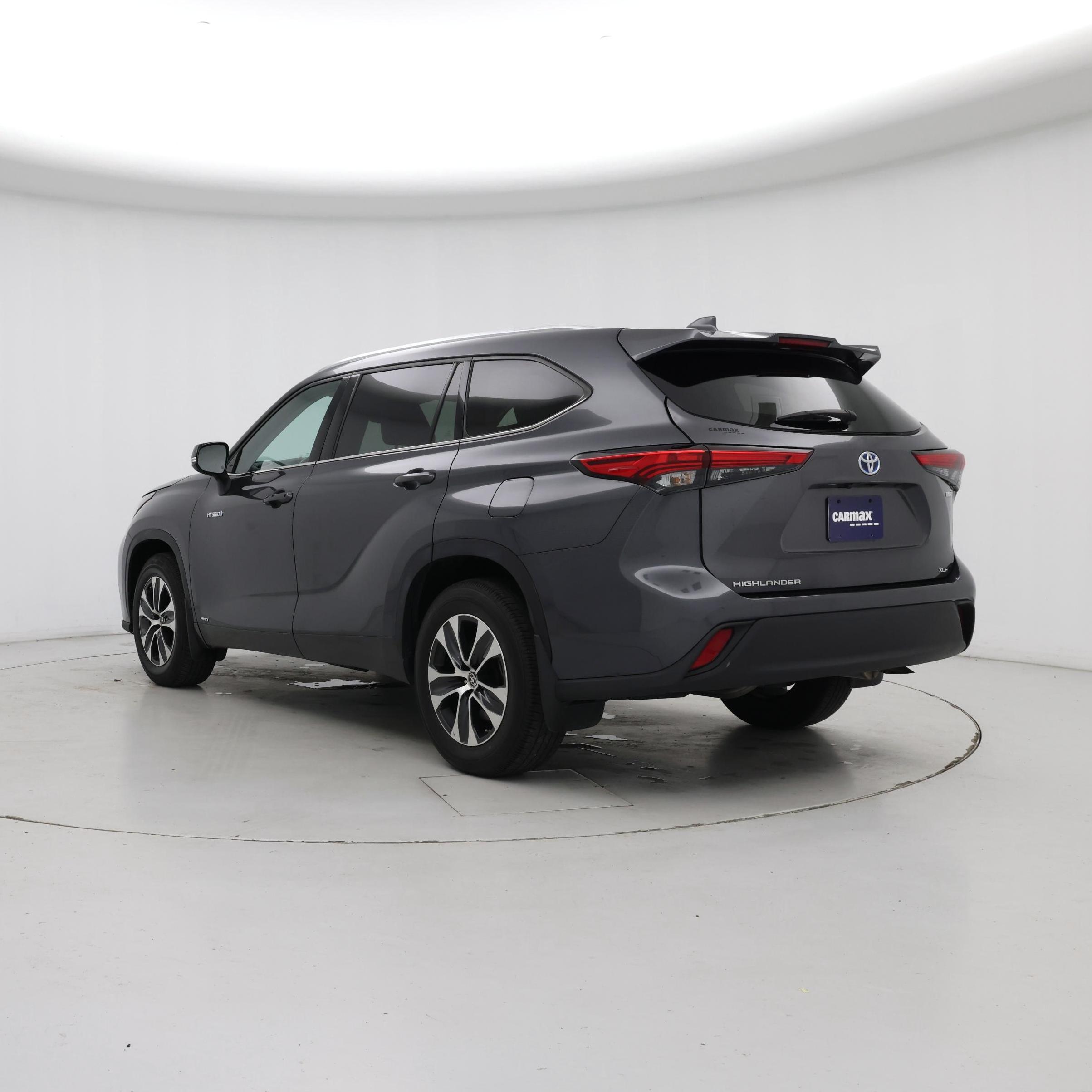 Thumbnail: 2020 Toyota Highlander - 2