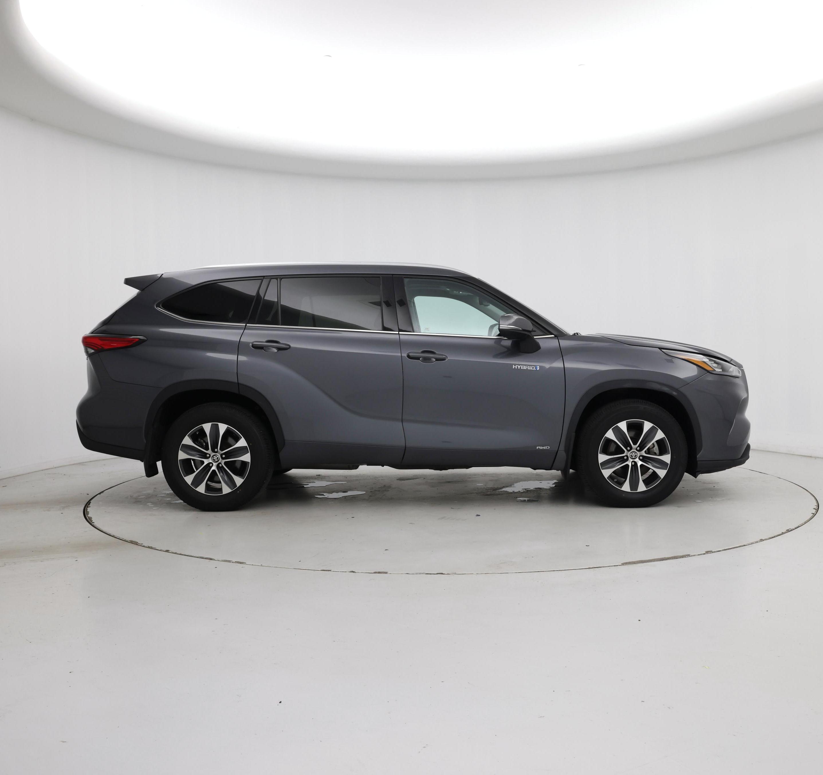 Thumbnail: 2020 Toyota Highlander - 7