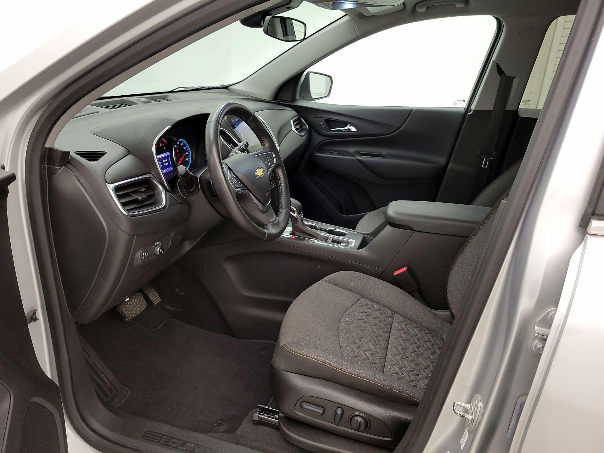 Thumbnail: 2022 Chevrolet Equinox - 11