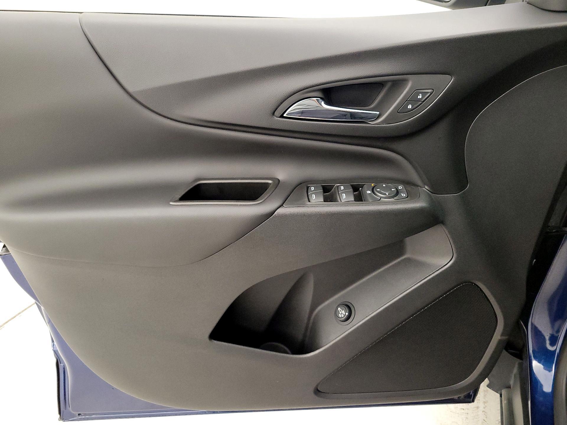 Thumbnail: 2022 Chevrolet Equinox - 12