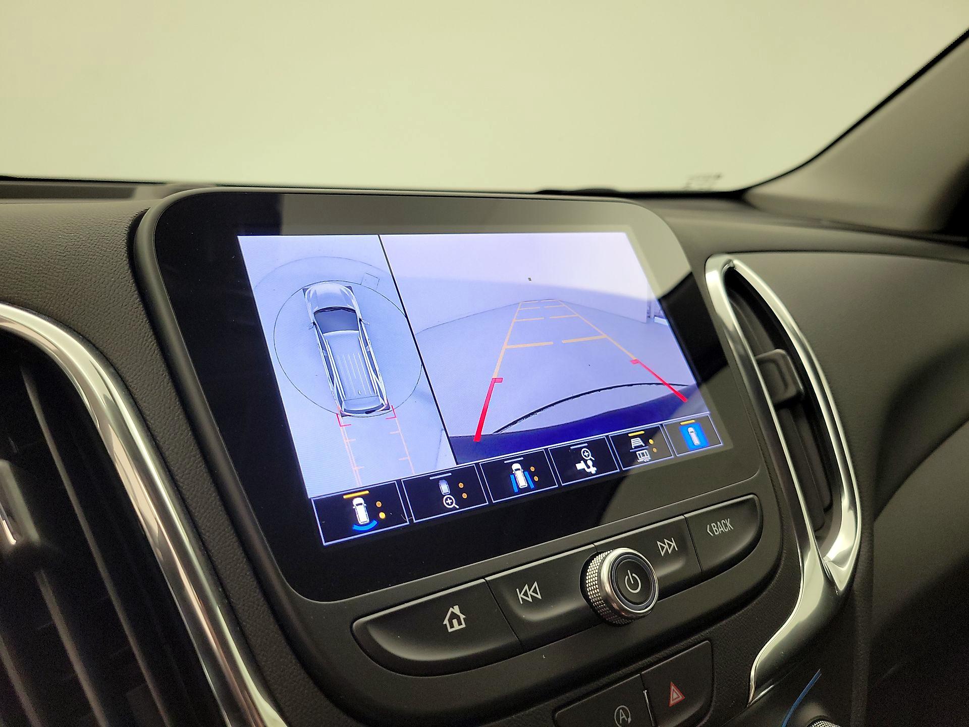 Thumbnail: 2022 Chevrolet Equinox - 15