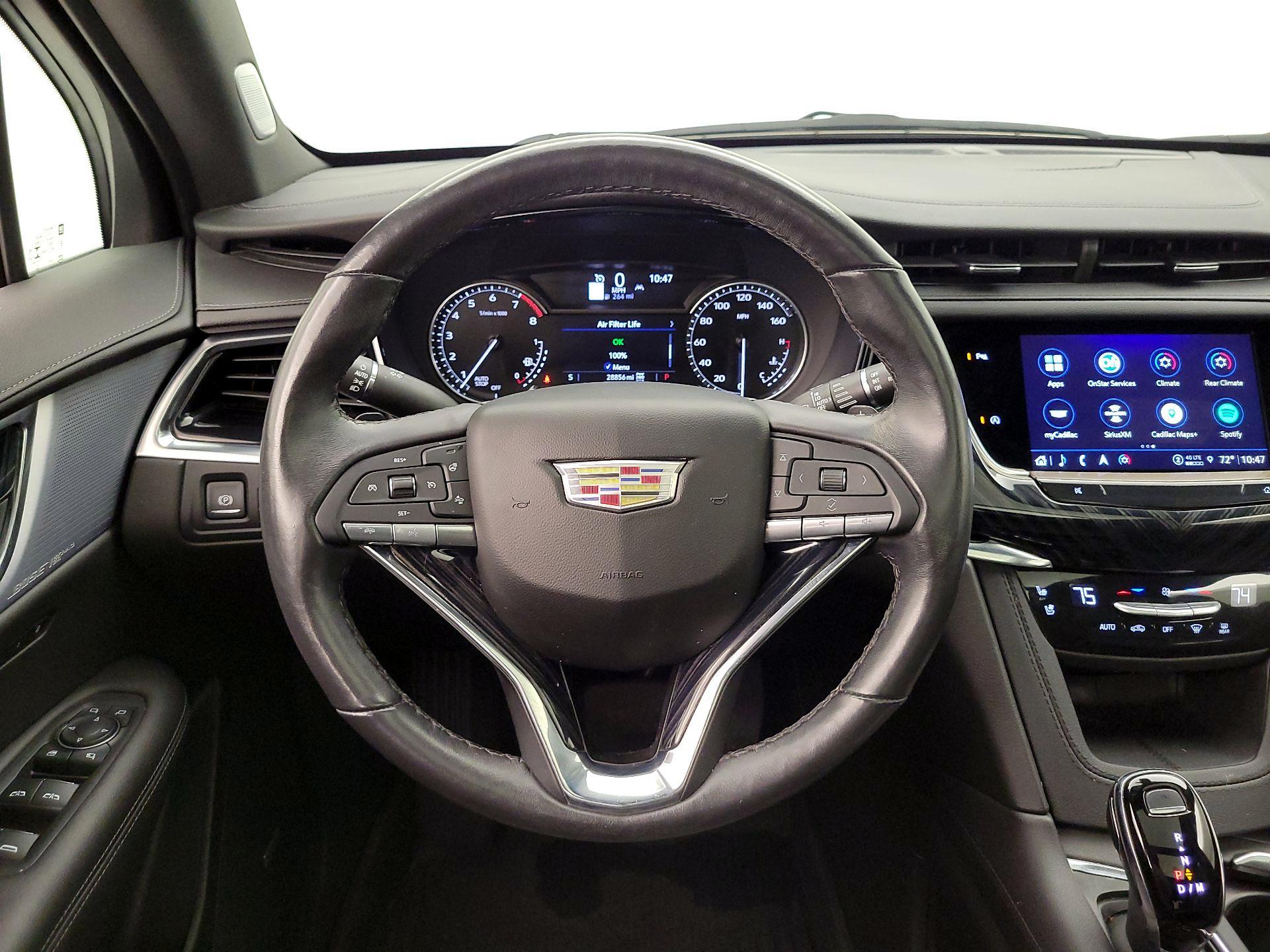 Thumbnail: 2023 Cadillac XT6 - 10