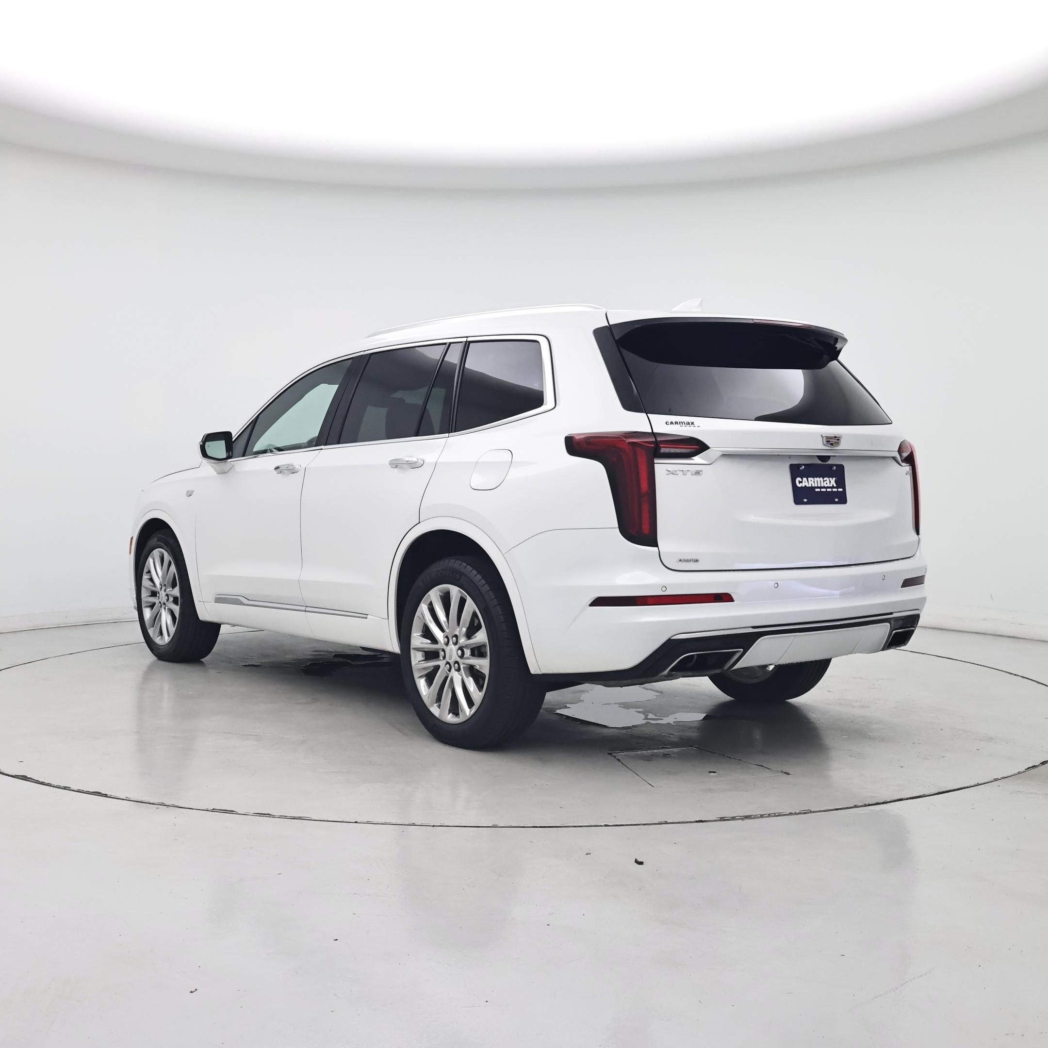 Thumbnail: 2023 Cadillac XT6 - 2