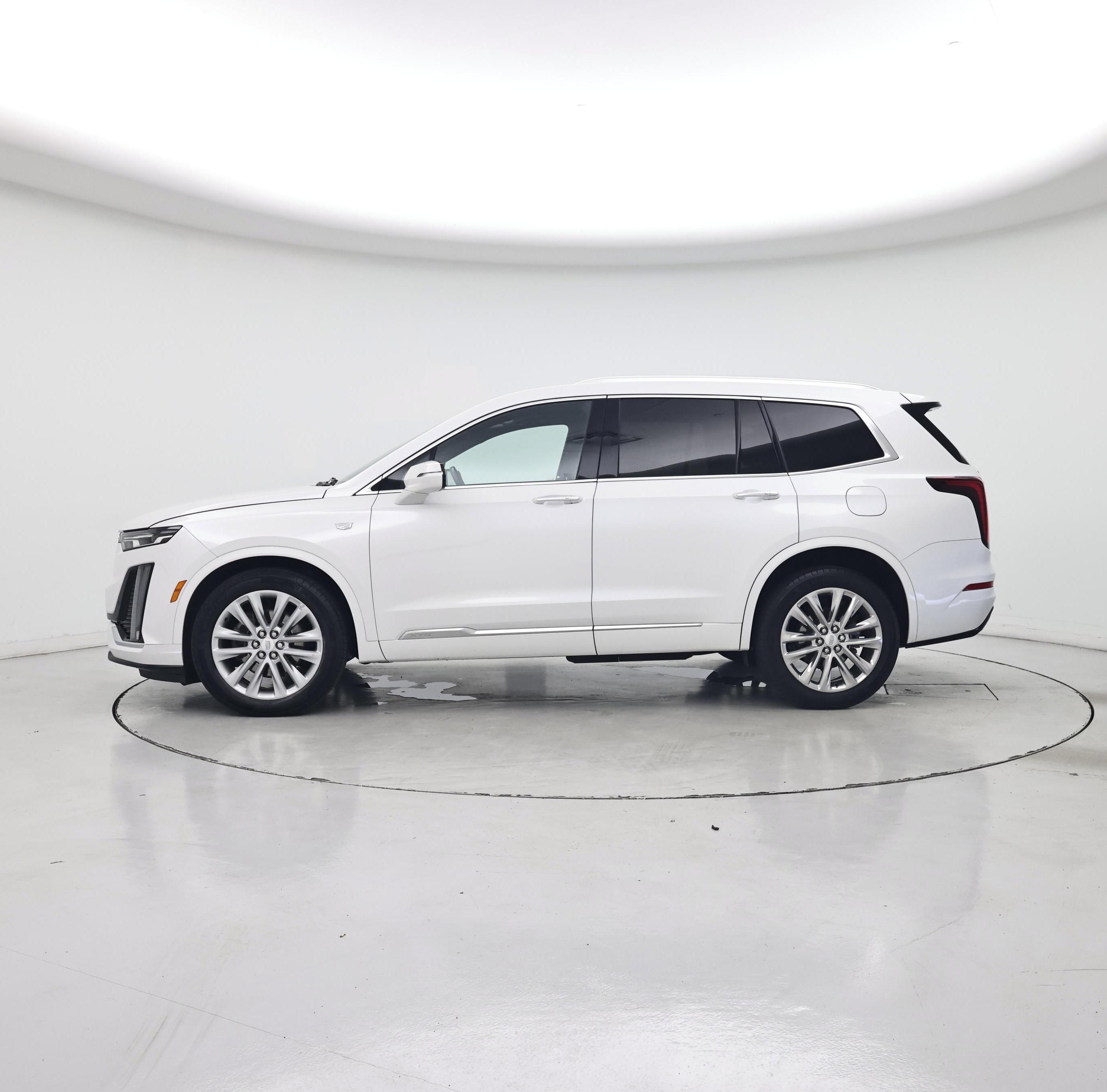 Thumbnail: 2023 Cadillac XT6 - 3