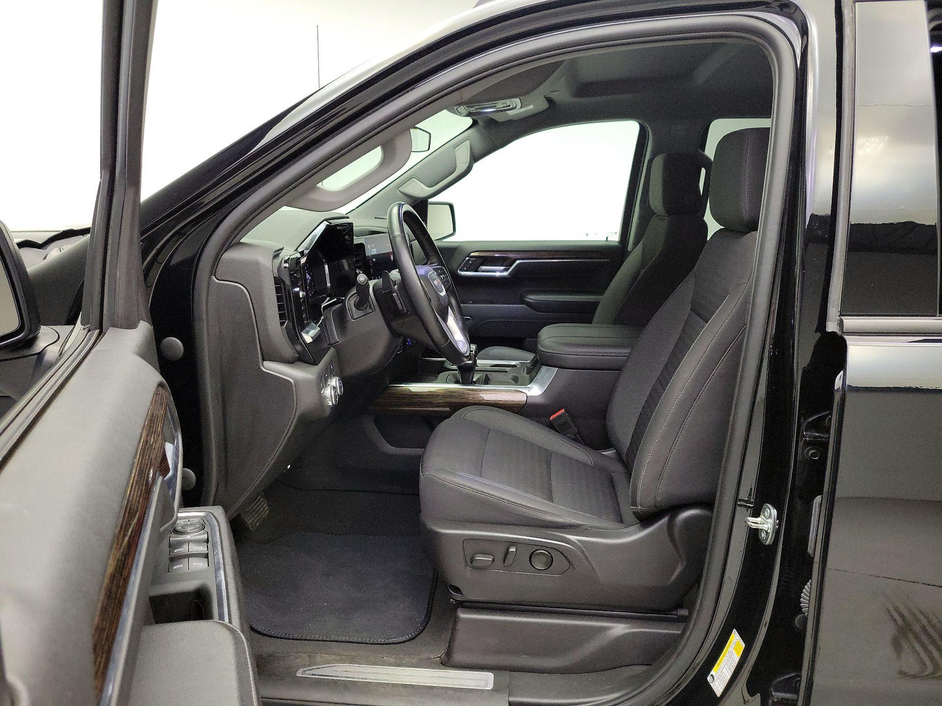 Thumbnail: 2023 GMC Sierra 1500 - 11