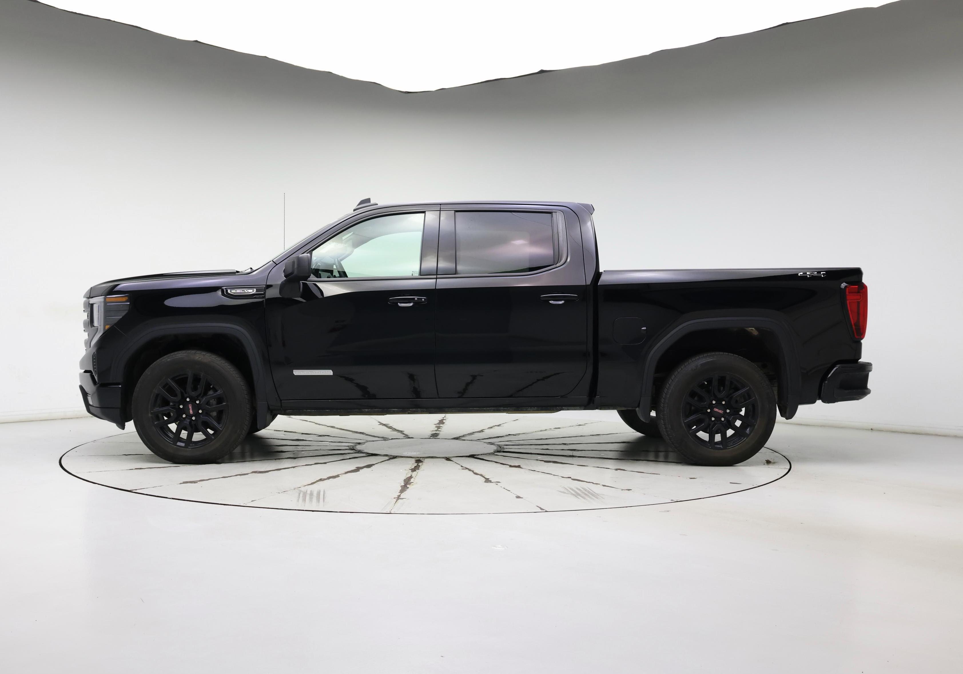 Thumbnail: 2023 GMC Sierra 1500 - 3