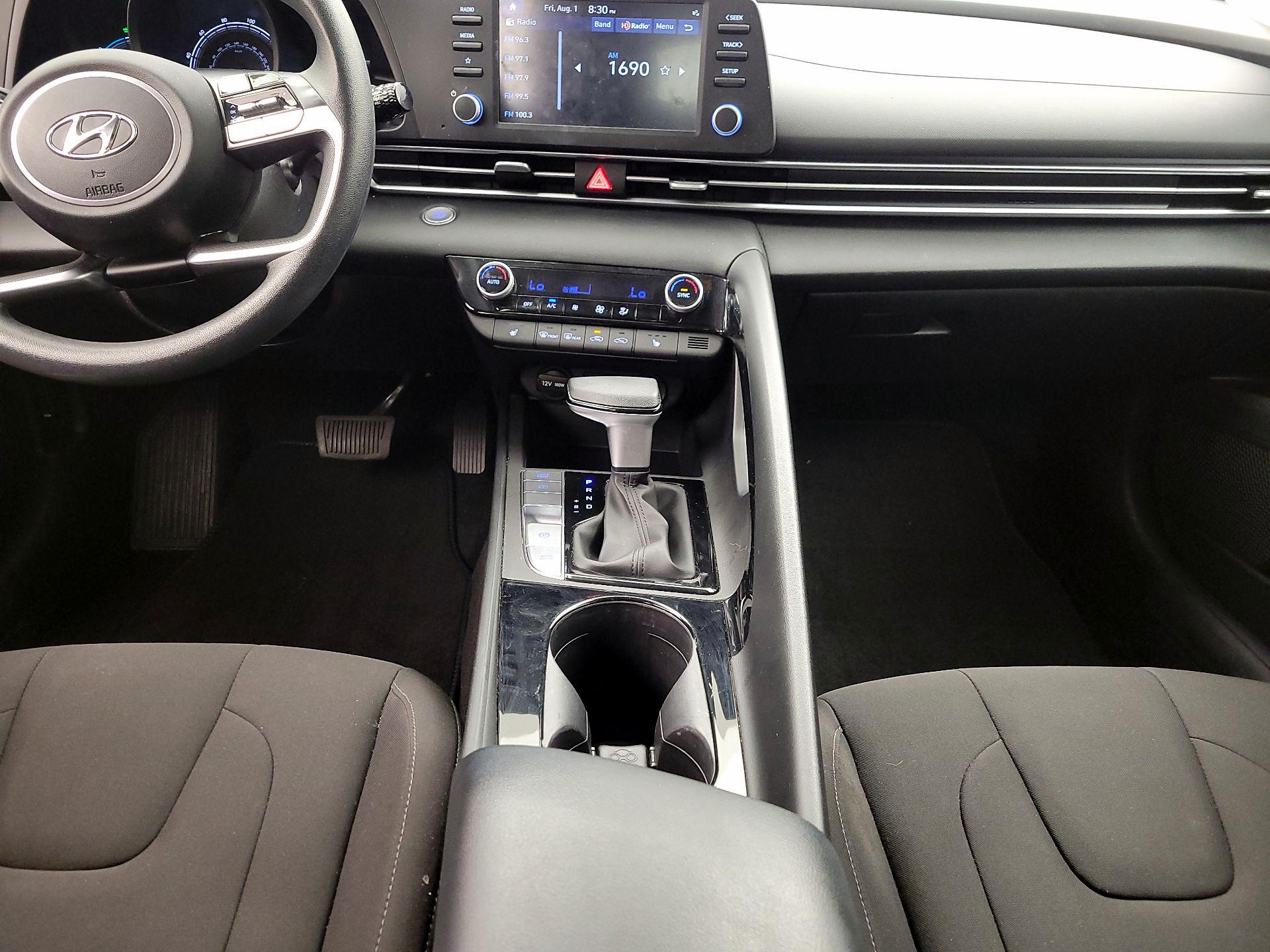 Thumbnail: 2023 Hyundai Elantra - 17