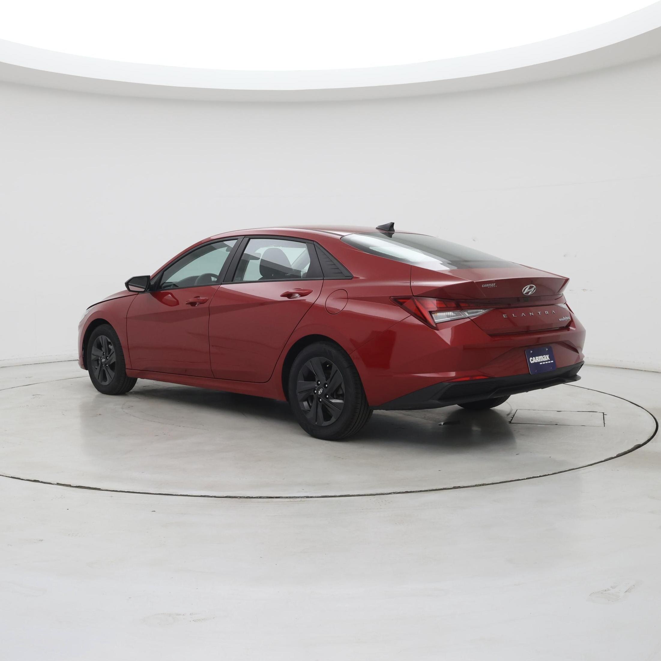 Thumbnail: 2023 Hyundai Elantra - 2