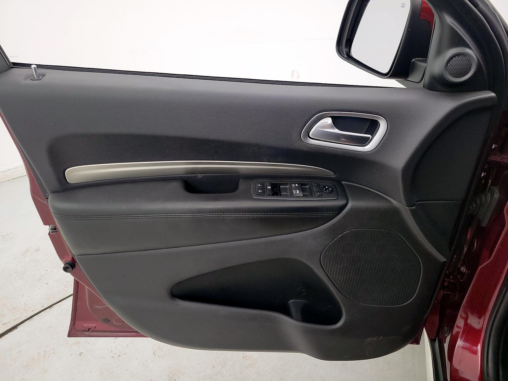 Thumbnail: 2019 Dodge Durango - 12