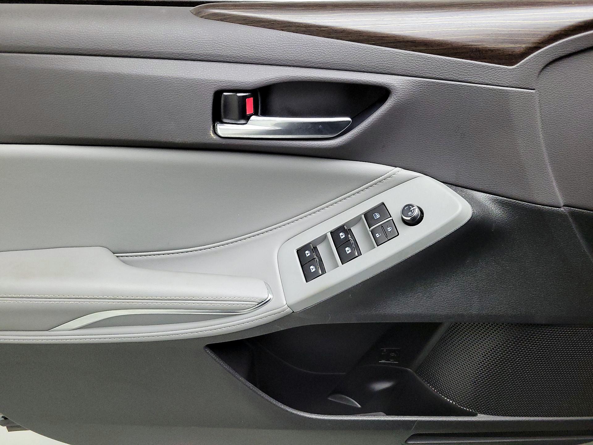 Thumbnail: 2020 Toyota Avalon - 12