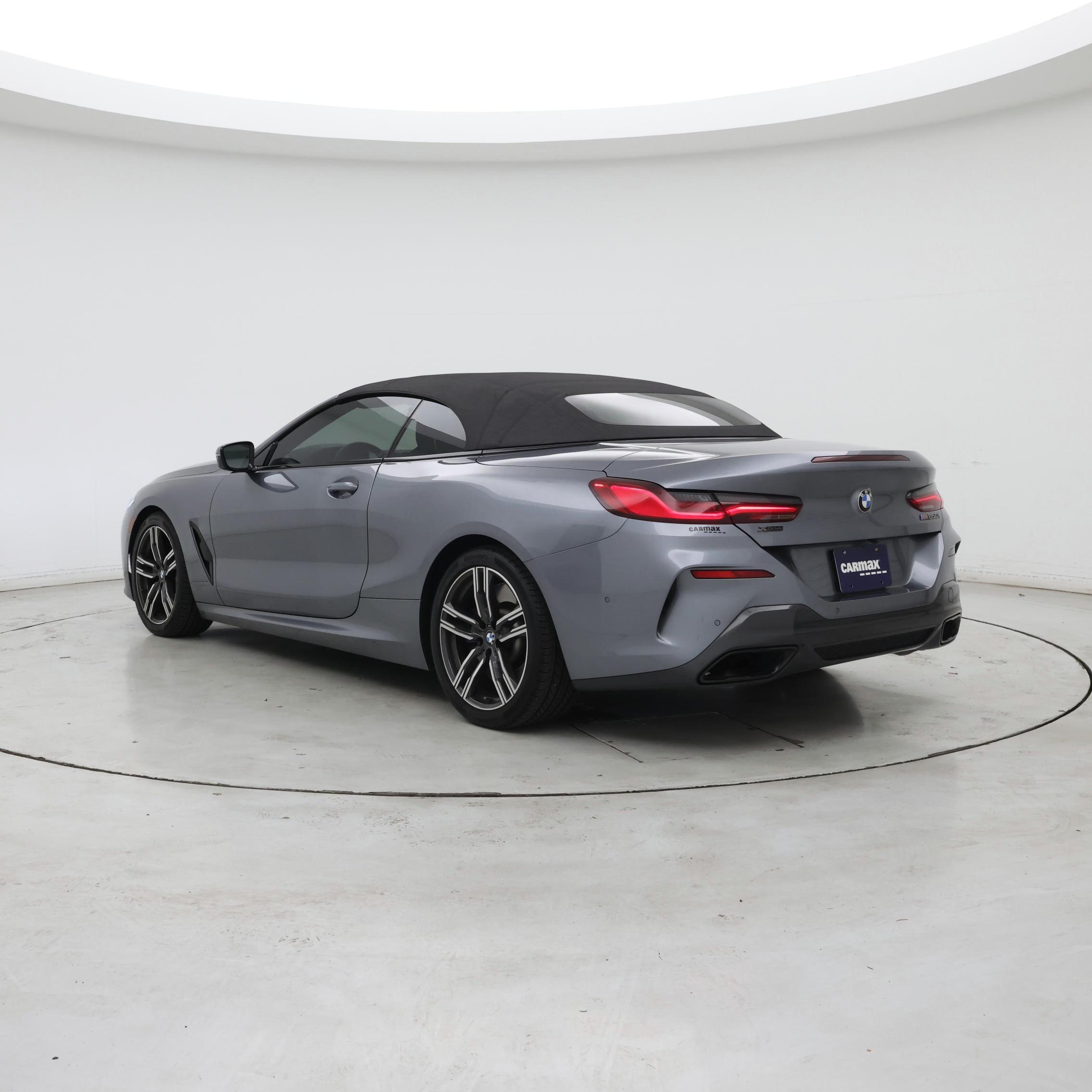 Thumbnail: 2021 BMW 8 Series - 2