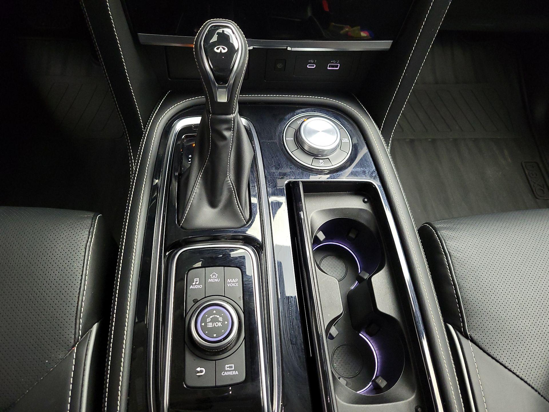Thumbnail: 2023 INFINITI QX80 - 18