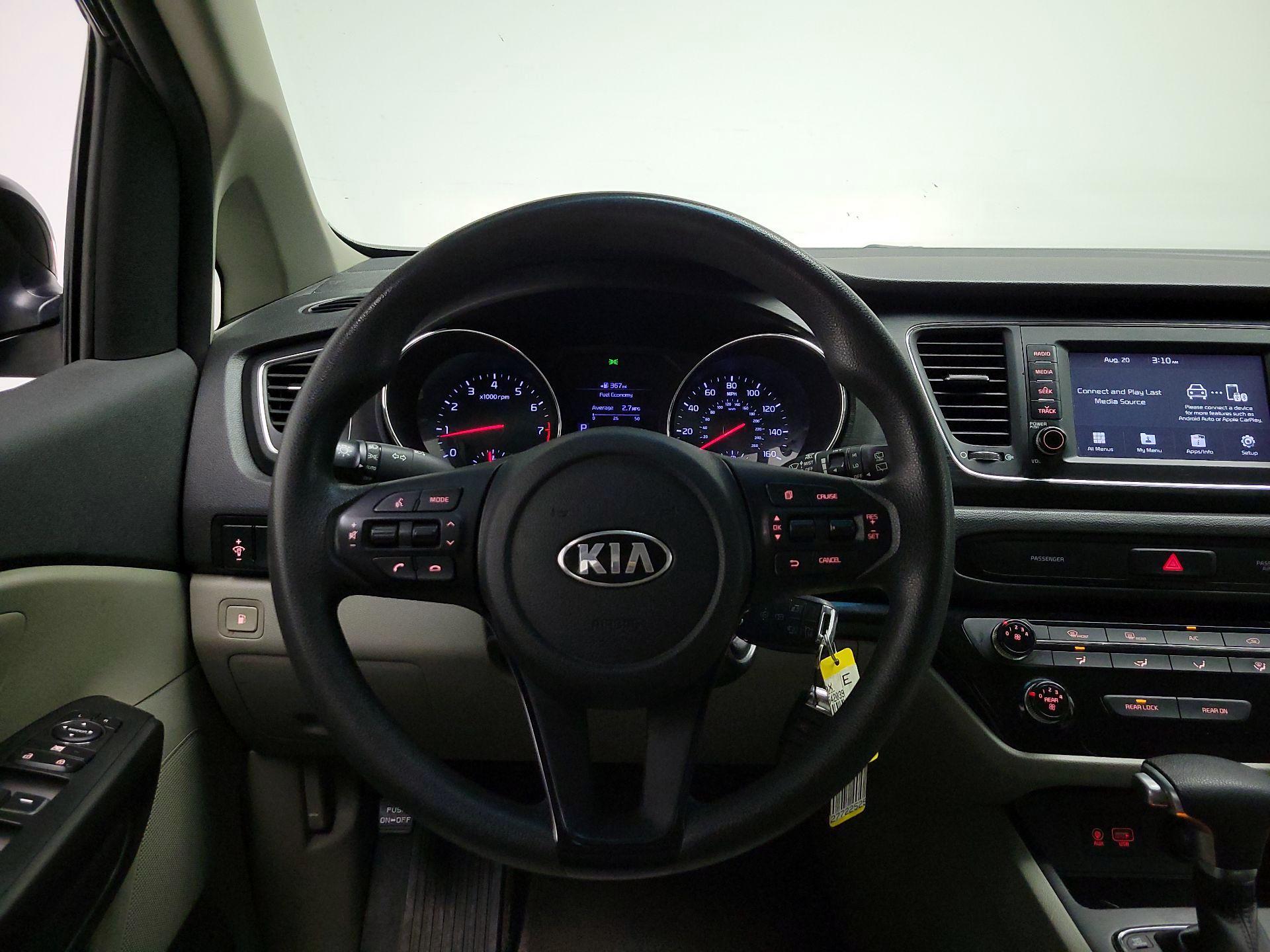 Thumbnail: 2019 Kia Sedona - 10