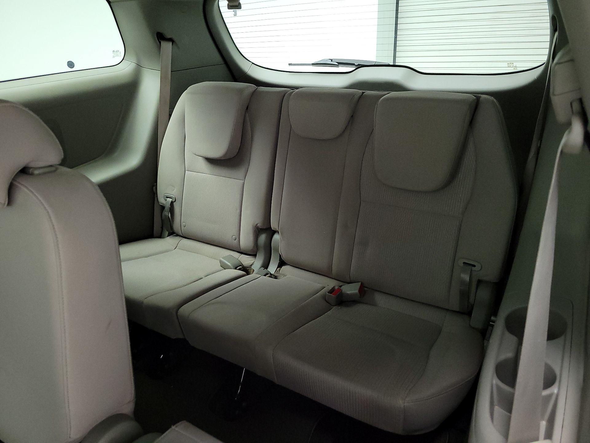 Thumbnail: 2019 Kia Sedona - 19