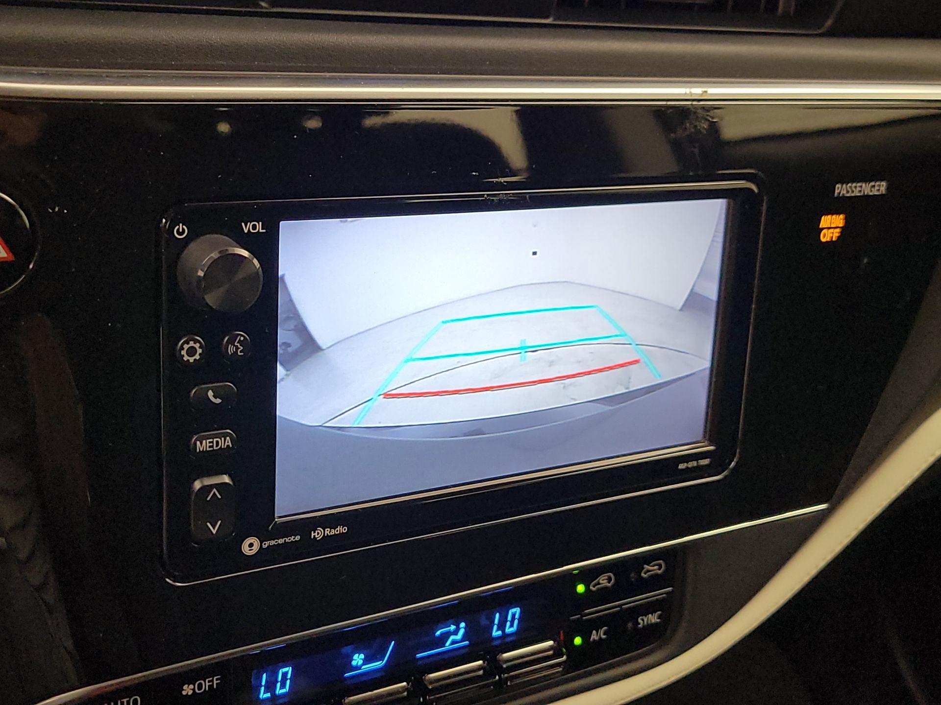 Thumbnail: 2018 Toyota Corolla iM - 14