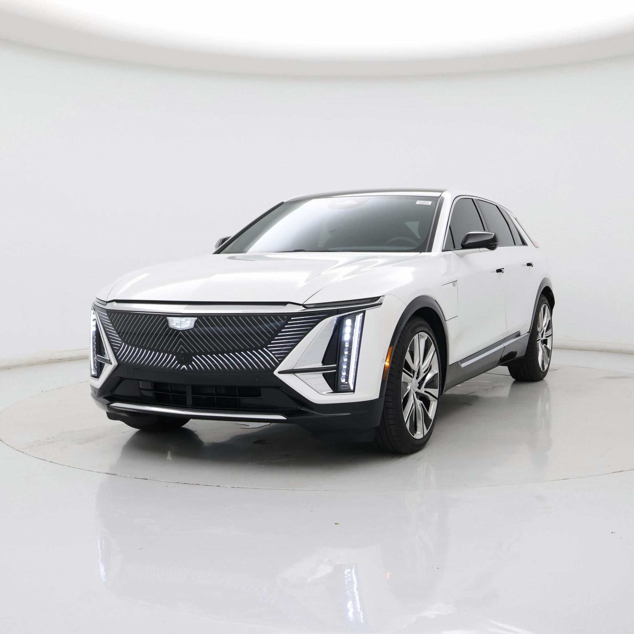Thumbnail: 2024 Cadillac Lyriq - 4