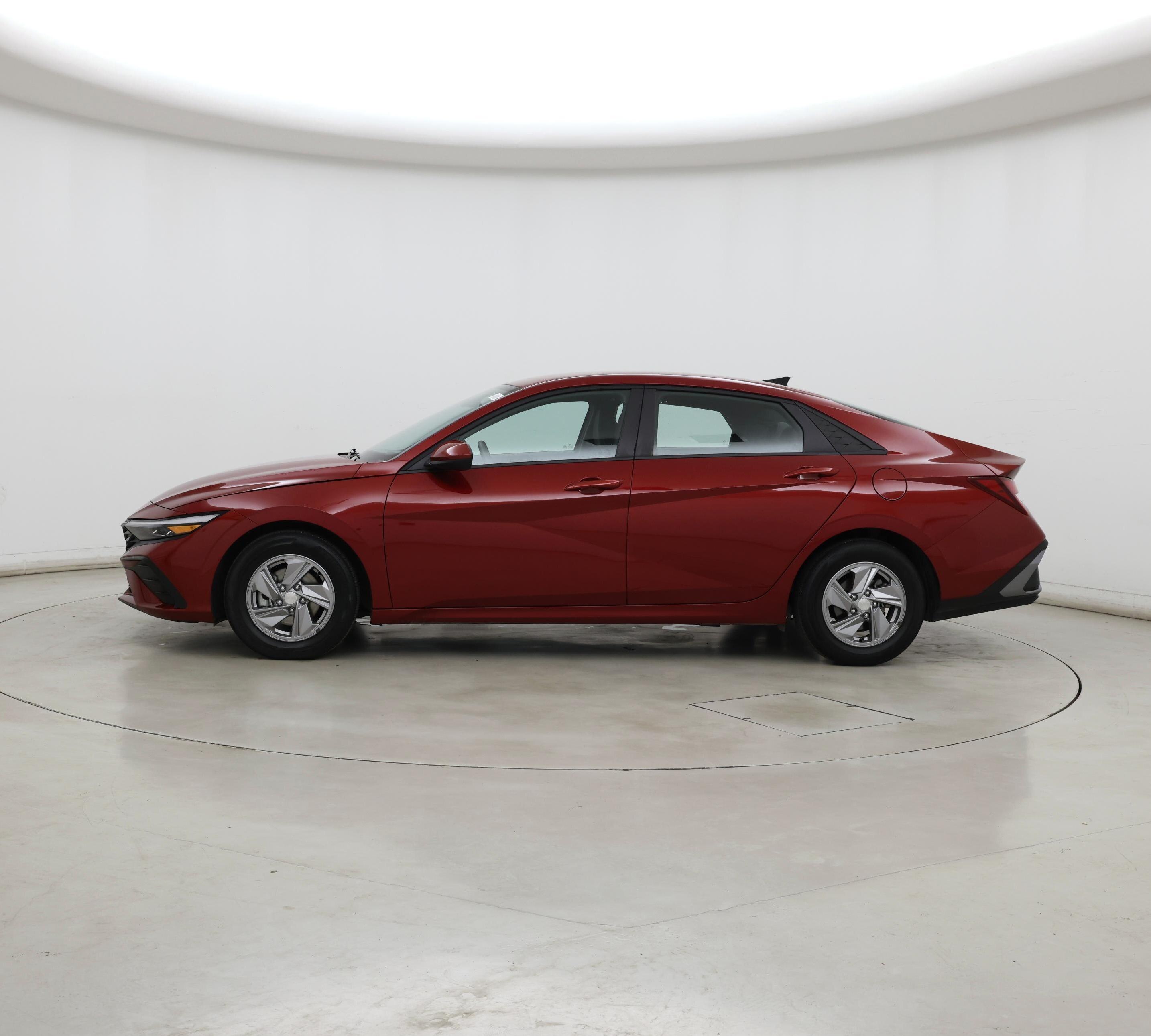 Thumbnail: 2024 Hyundai Elantra - 3