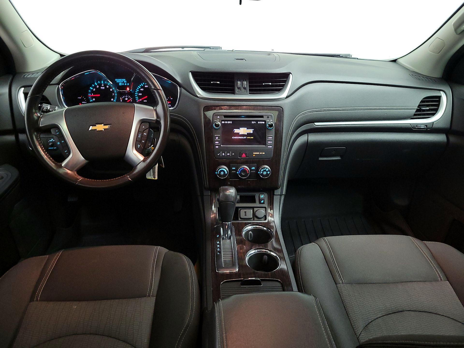Thumbnail: 2017 Chevrolet Traverse - 9