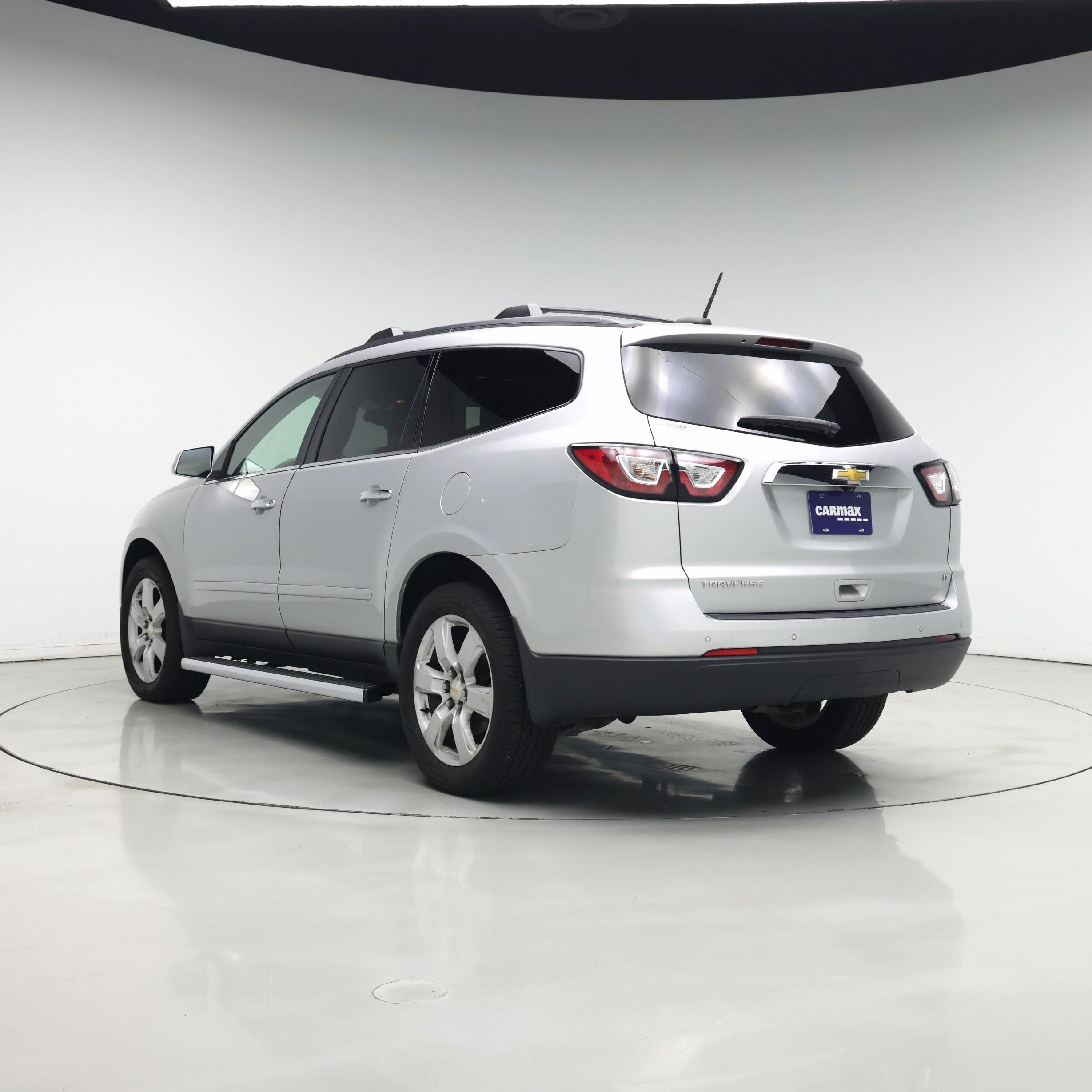 Thumbnail: 2017 Chevrolet Traverse - 2