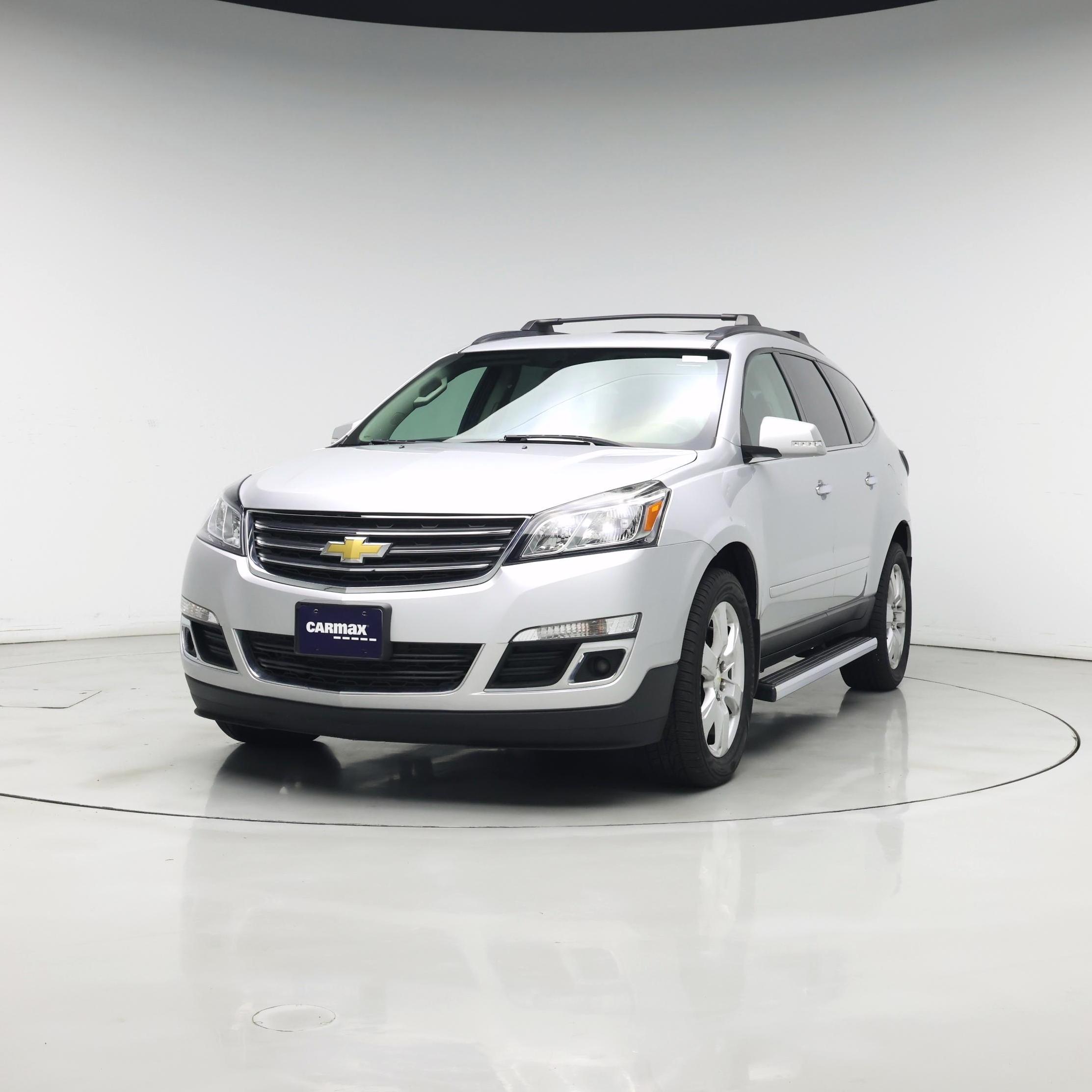 Thumbnail: 2017 Chevrolet Traverse - 4