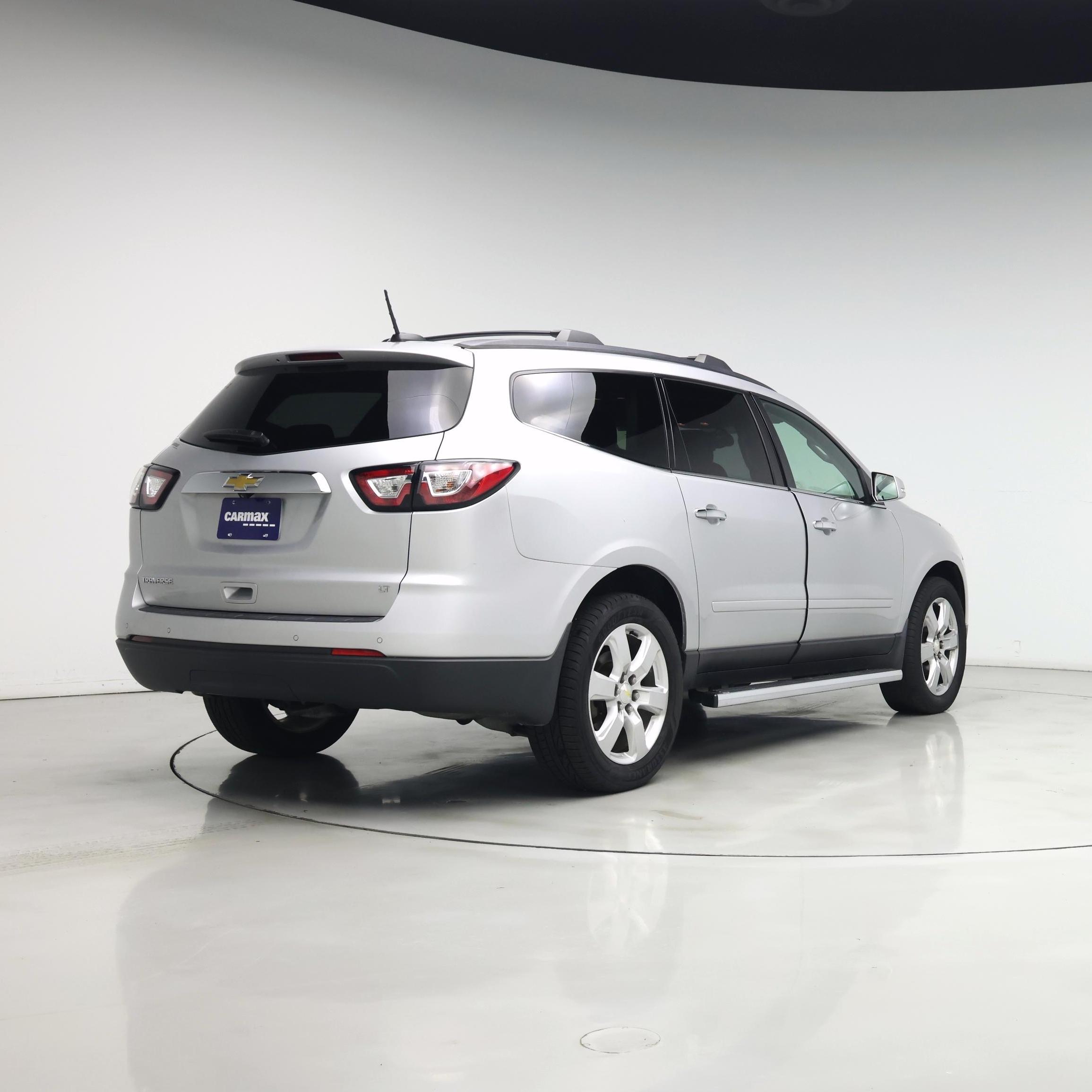 Thumbnail: 2017 Chevrolet Traverse - 8