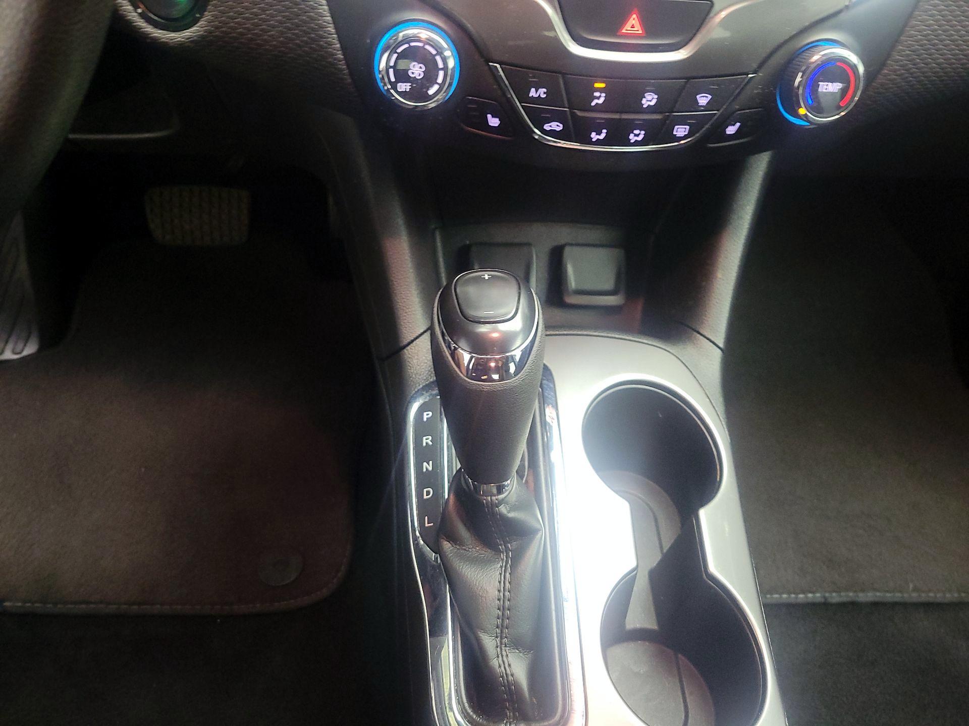 Thumbnail: 2017 Chevrolet Cruze - 16