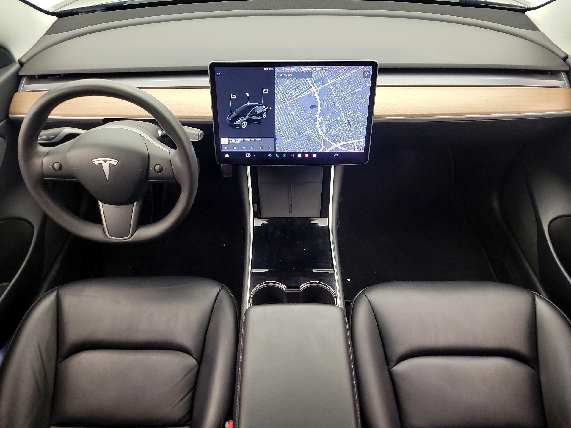 Thumbnail: 2020 Tesla Model 3 - 9