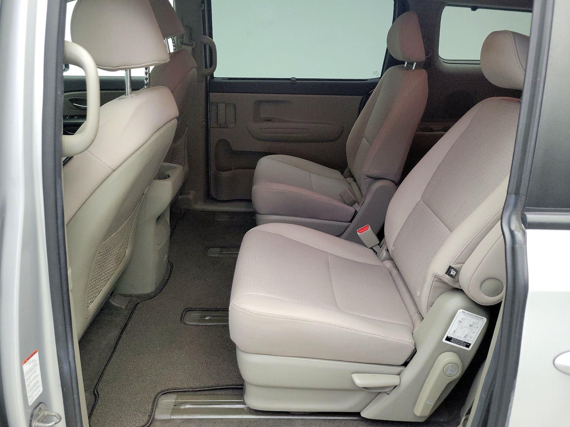 Thumbnail: 2016 Kia Sedona - 19