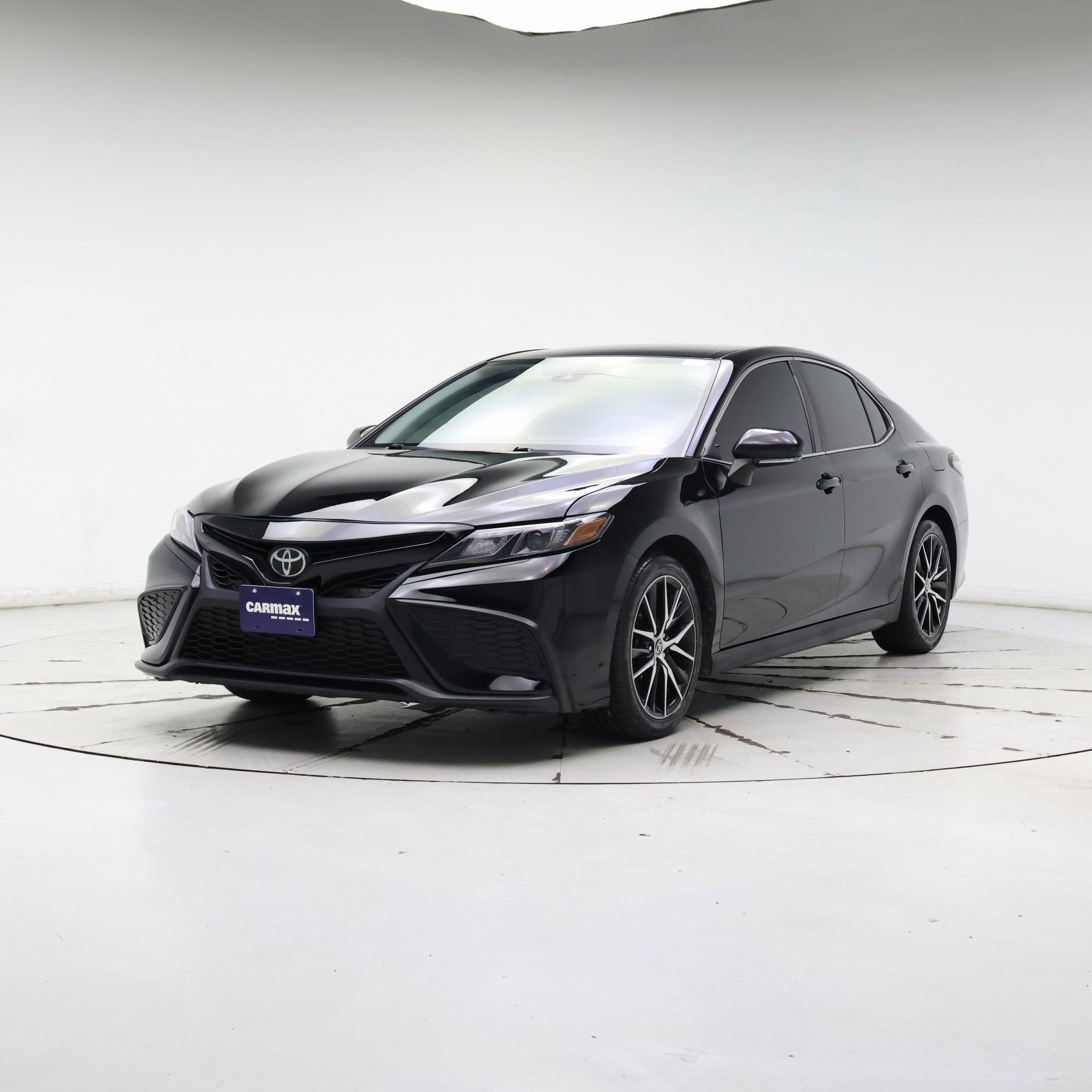 Thumbnail: 2022 Toyota Camry - 4