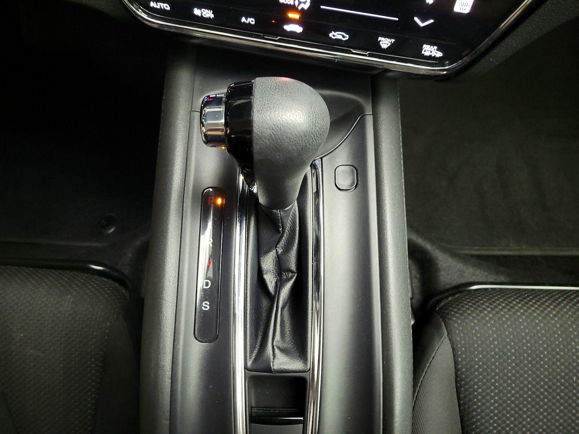 Thumbnail: 2018 Honda HR-V - 17