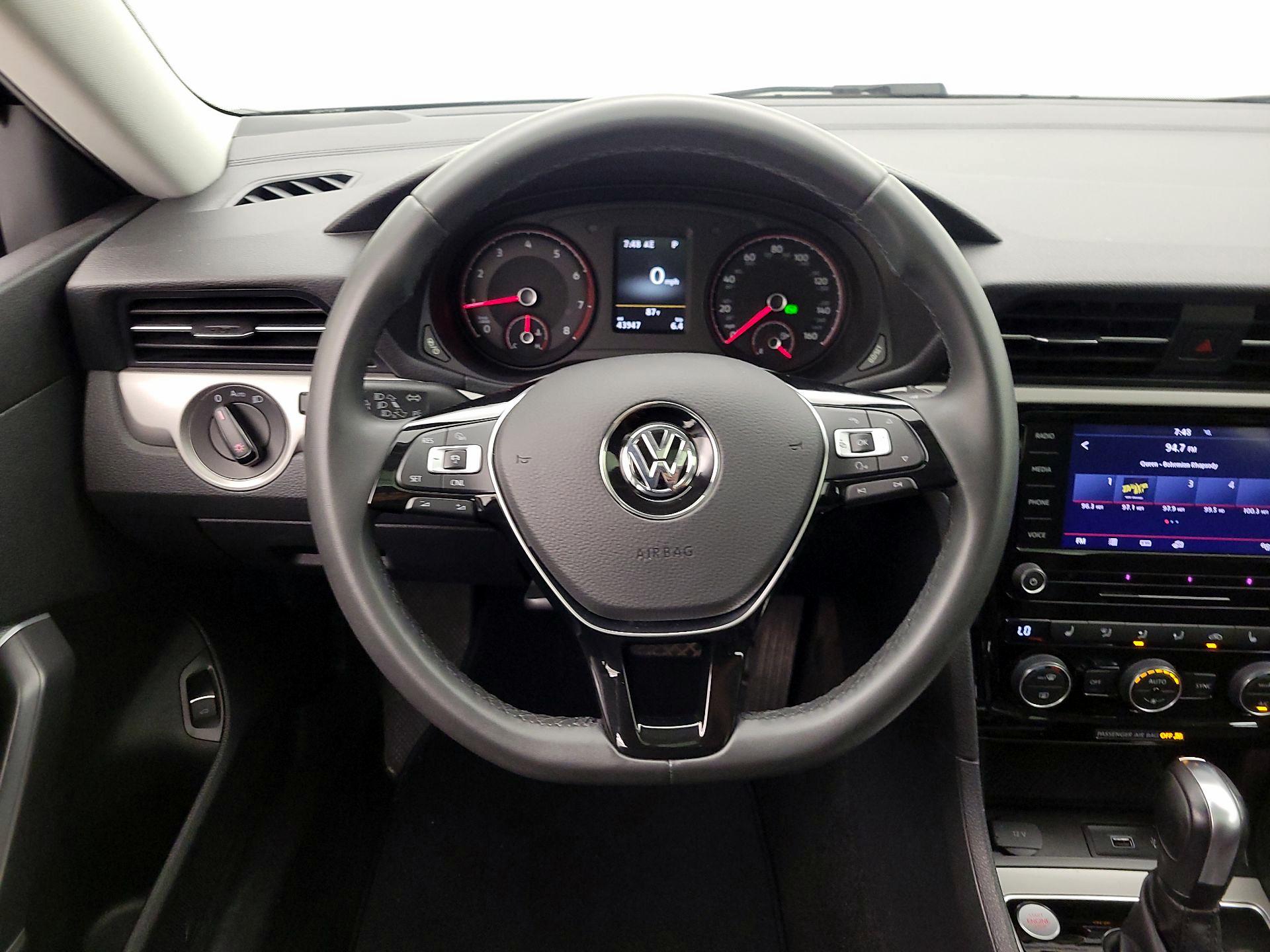Thumbnail: 2022 Volkswagen Passat - 10