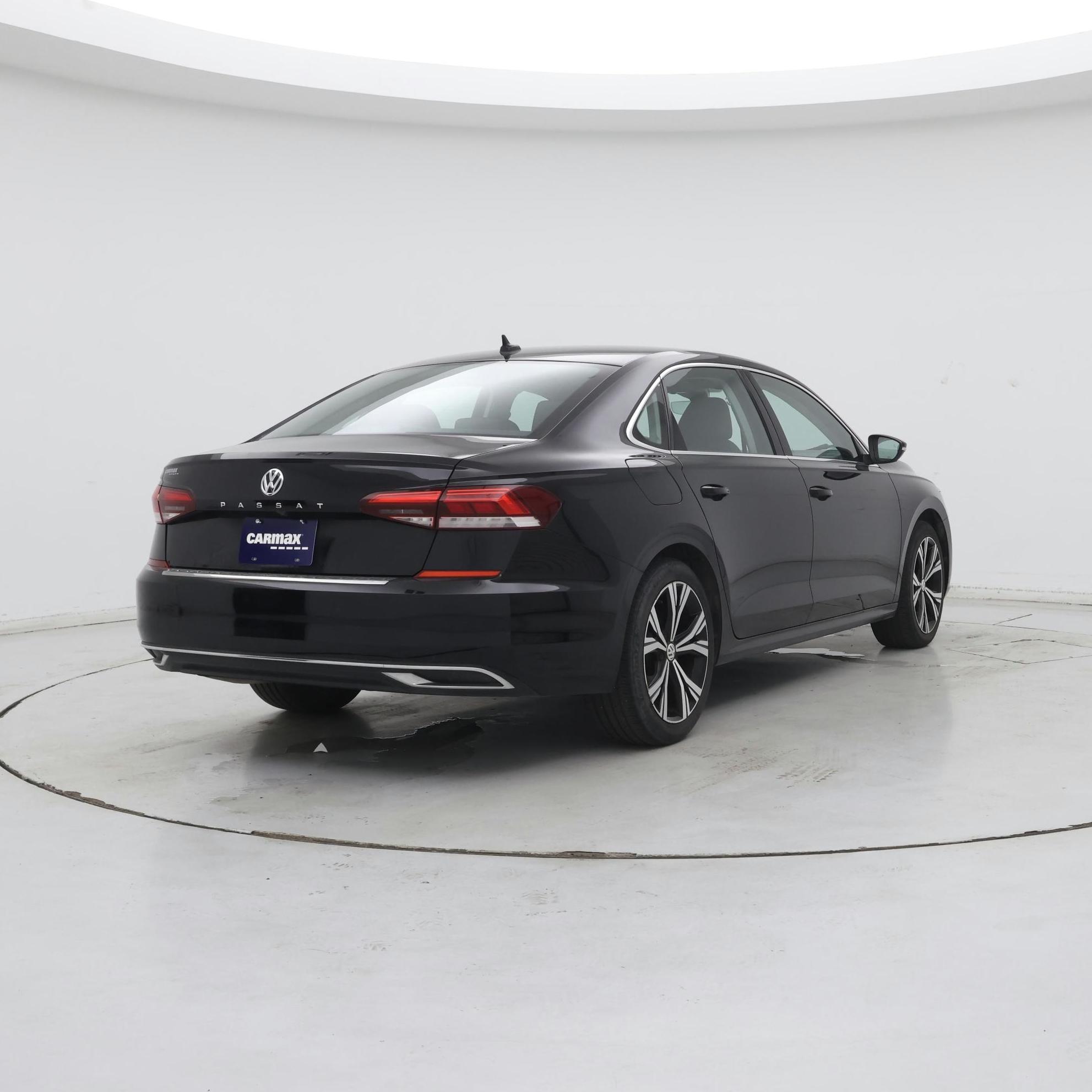 Thumbnail: 2022 Volkswagen Passat - 8
