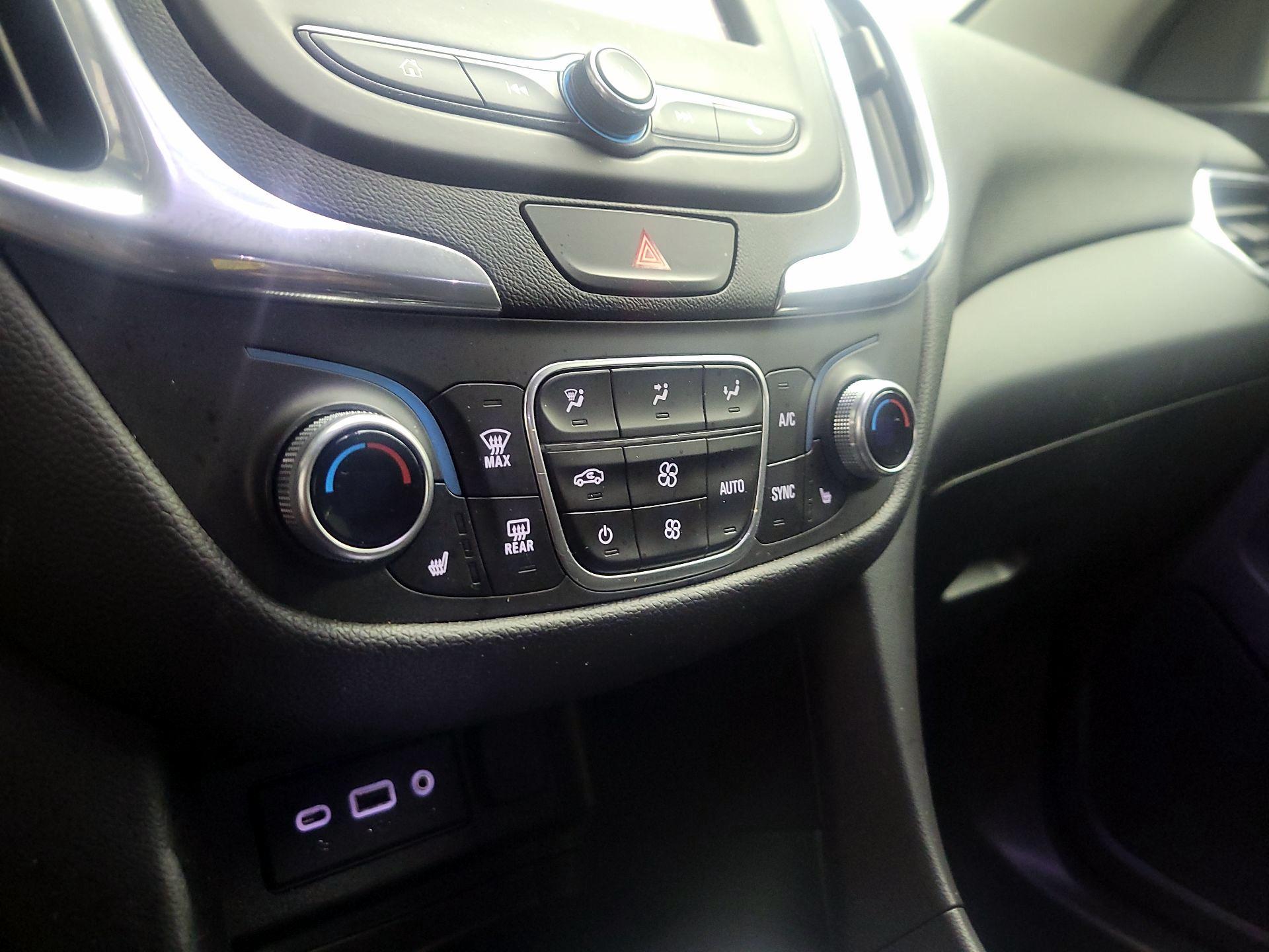 Thumbnail: 2019 Chevrolet Equinox - 15