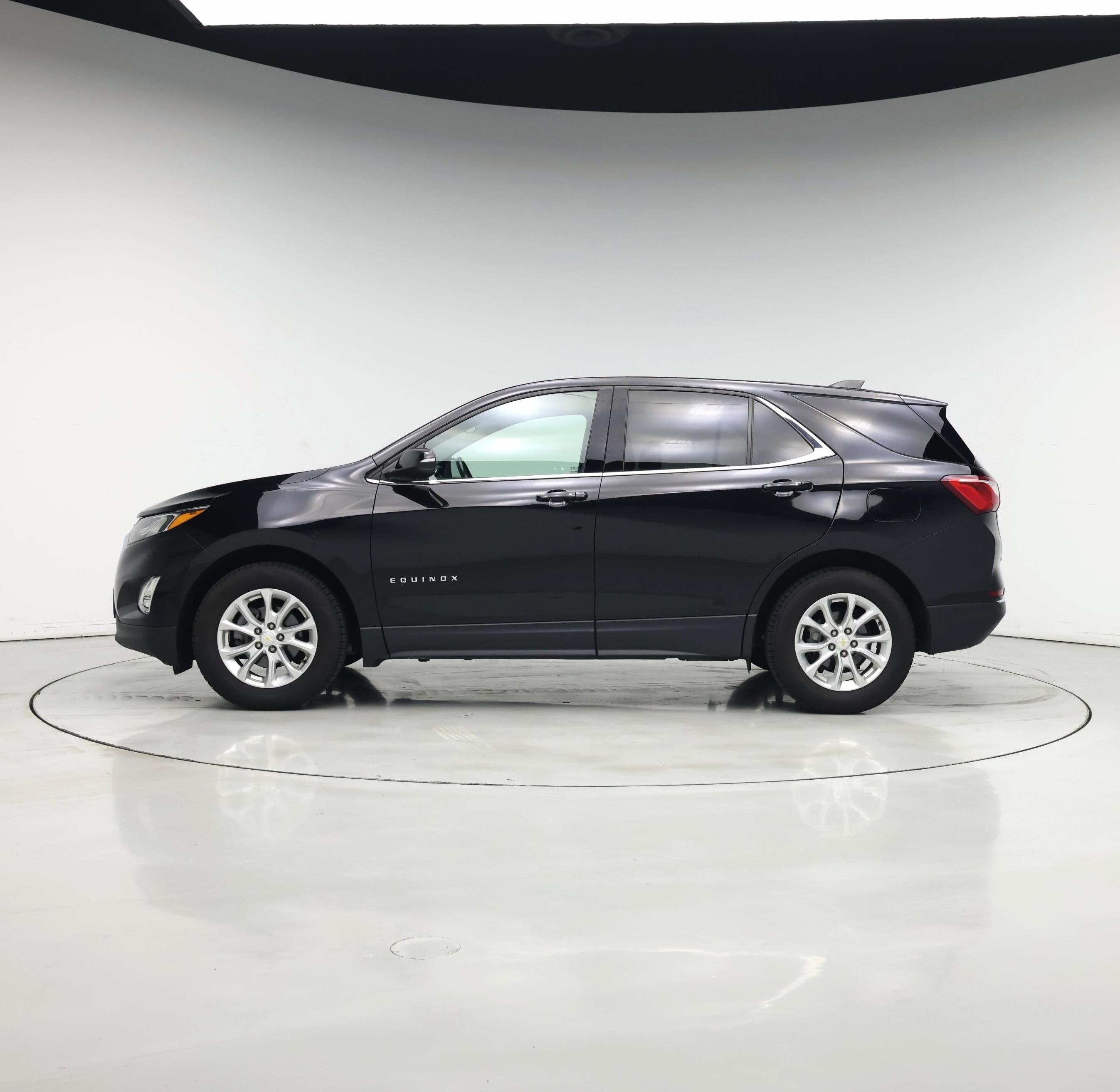Thumbnail: 2019 Chevrolet Equinox - 3