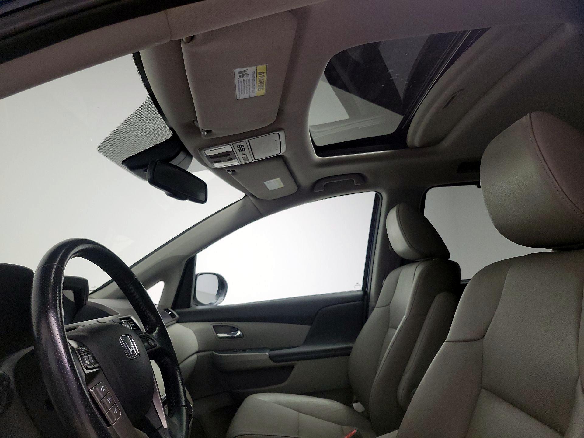Thumbnail: 2015 Honda Odyssey - 20