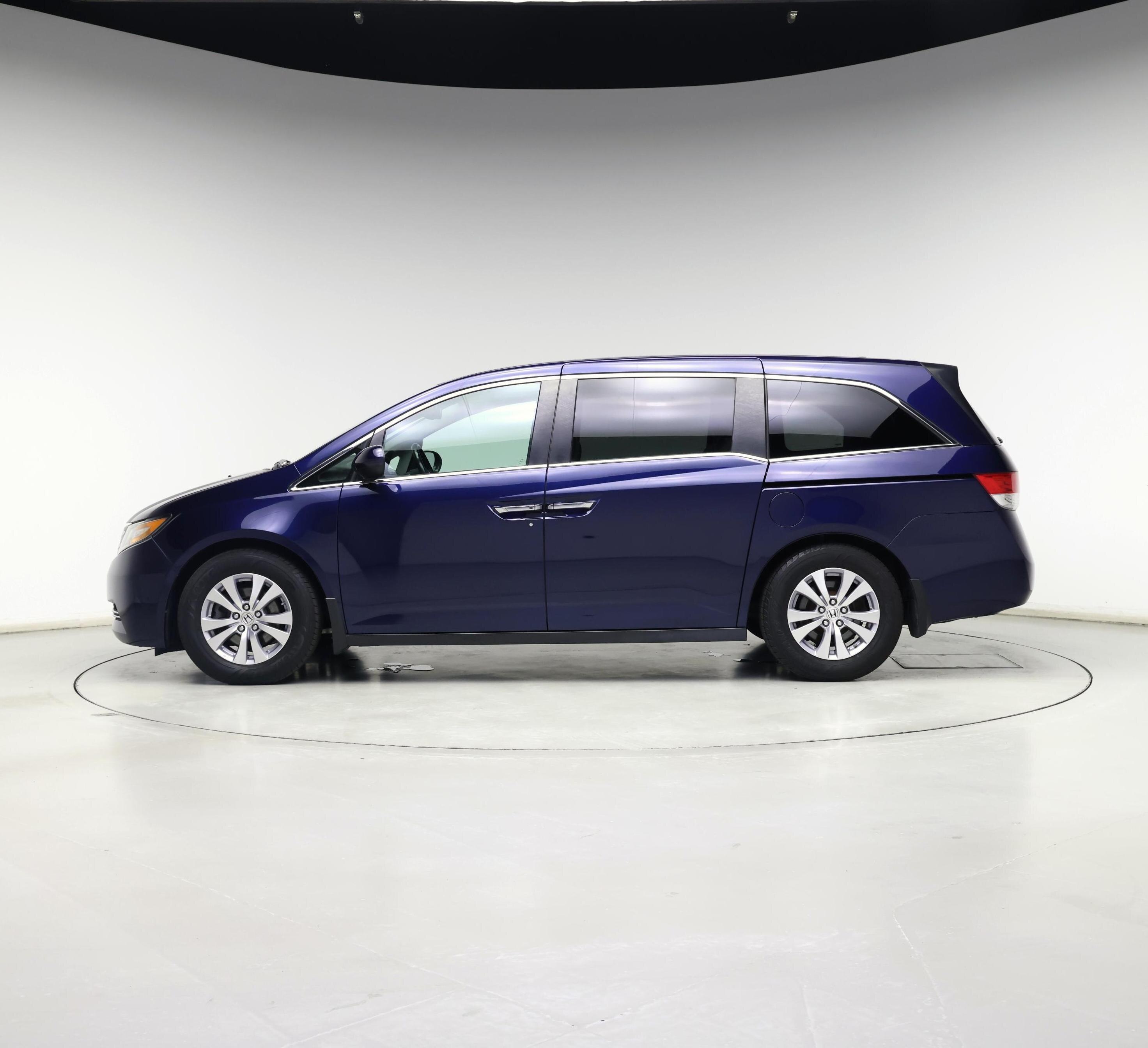 Thumbnail: 2015 Honda Odyssey - 3