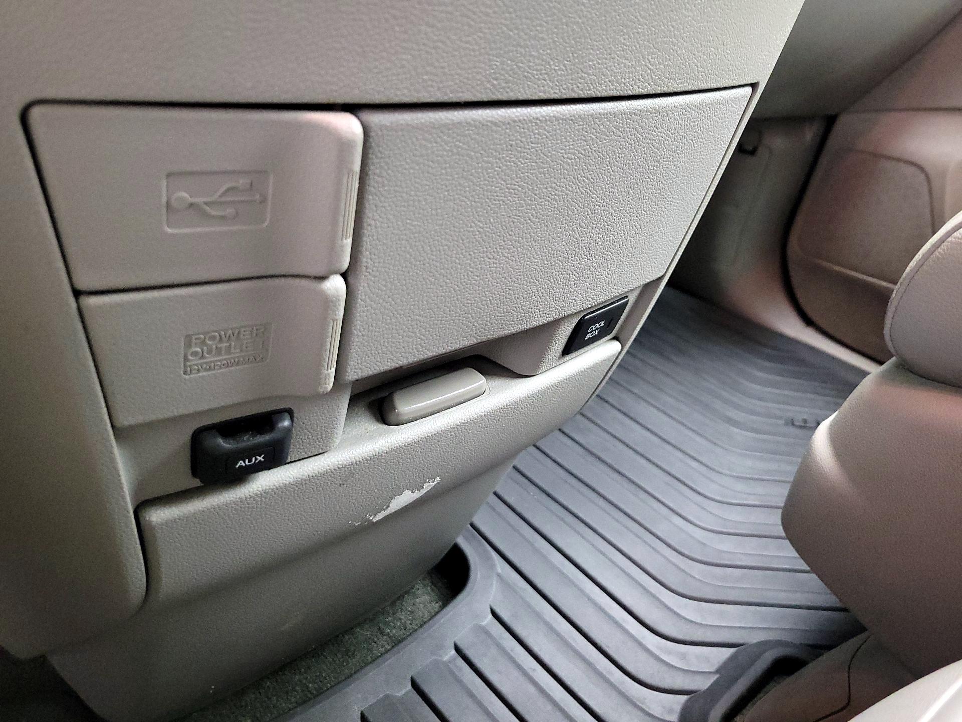 Thumbnail: 2016 Honda Odyssey - 18