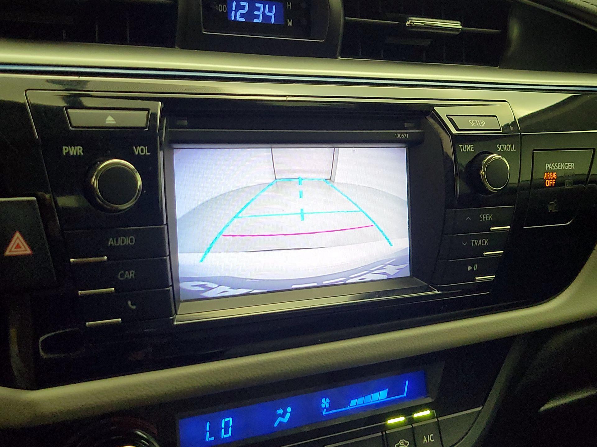 Thumbnail: 2016 Toyota Corolla - 14