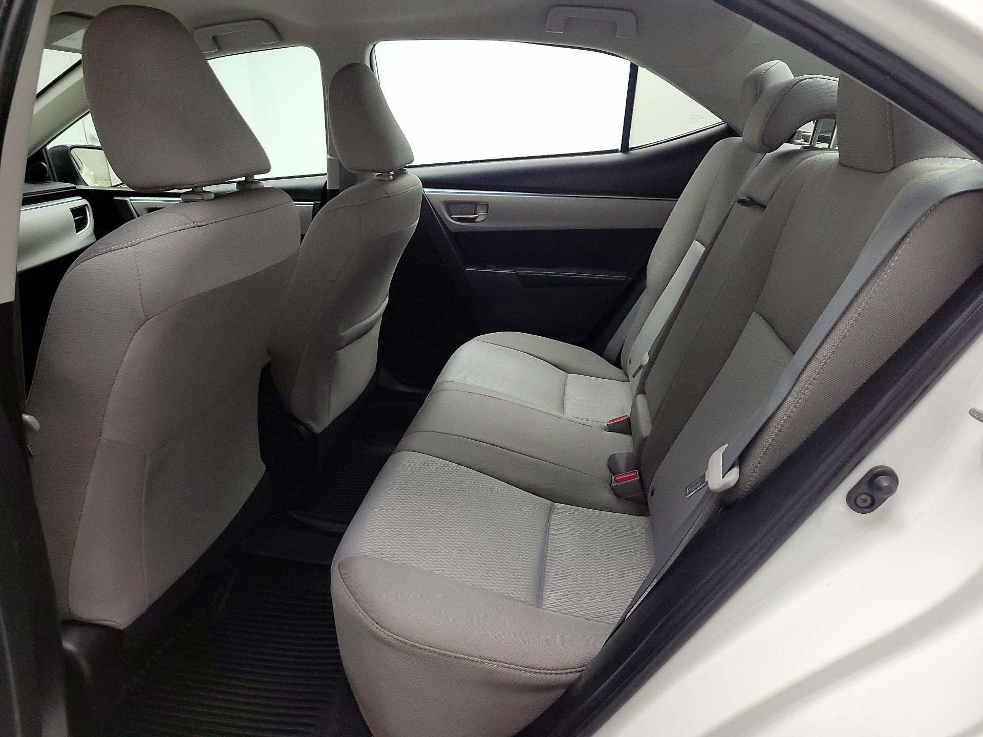 Thumbnail: 2016 Toyota Corolla - 19