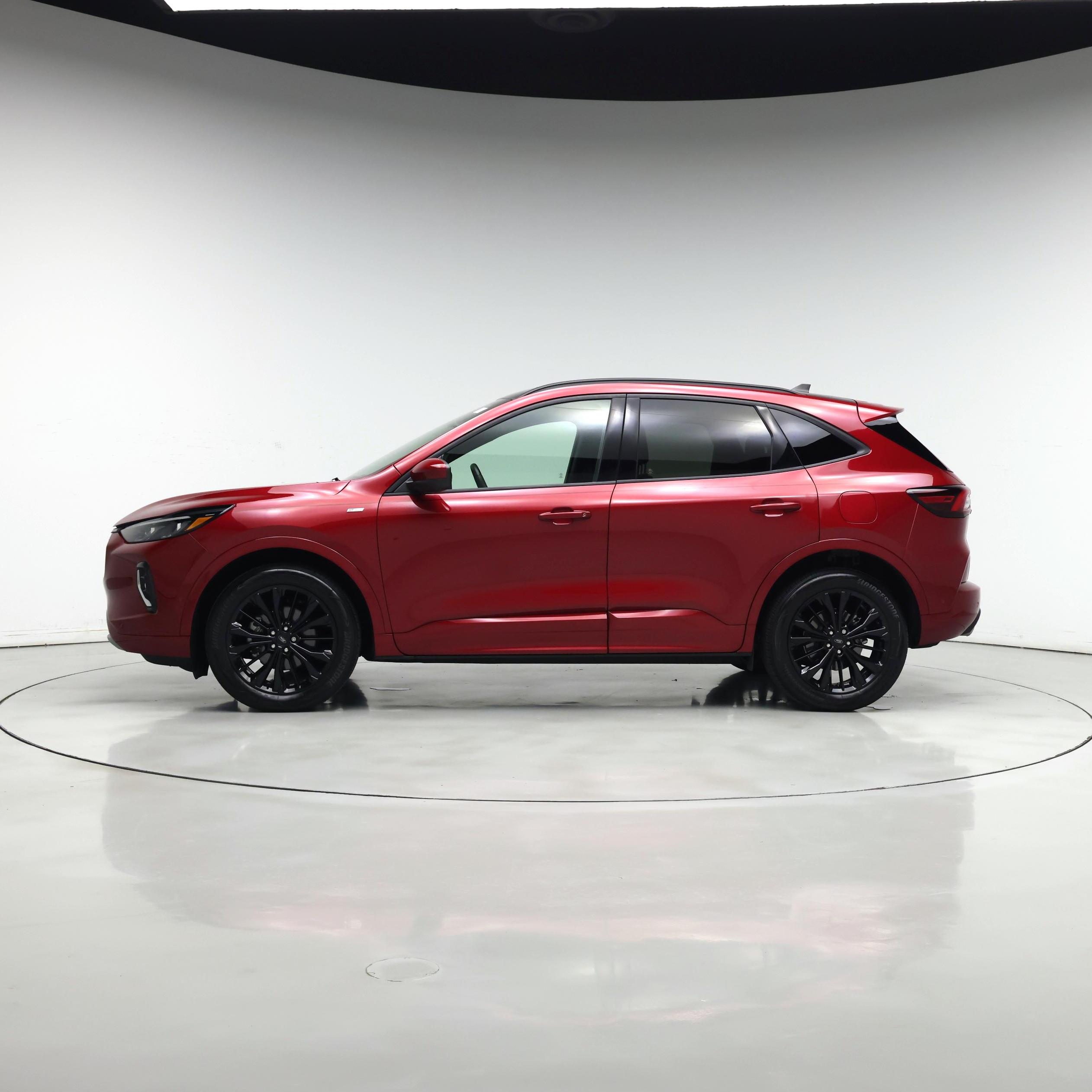 Thumbnail: 2023 Ford Escape - 3