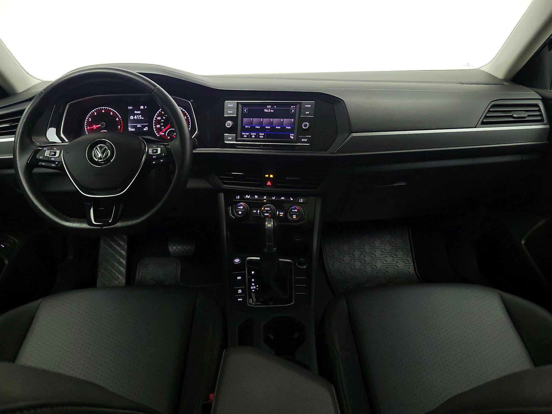 Thumbnail: 2019 Volkswagen Jetta - 9