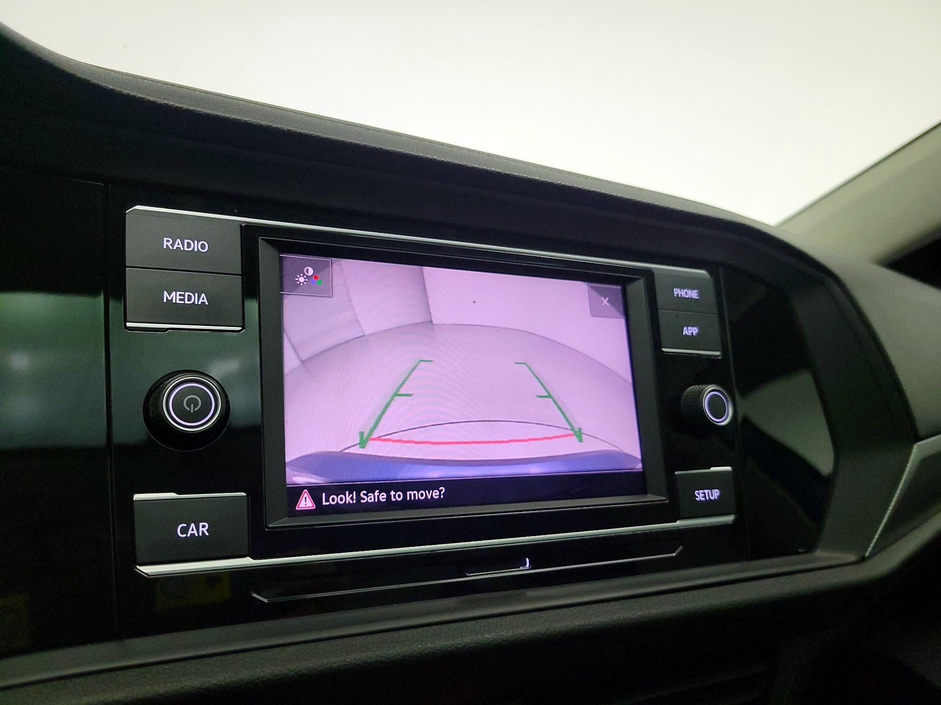 Thumbnail: 2019 Volkswagen Jetta - 14