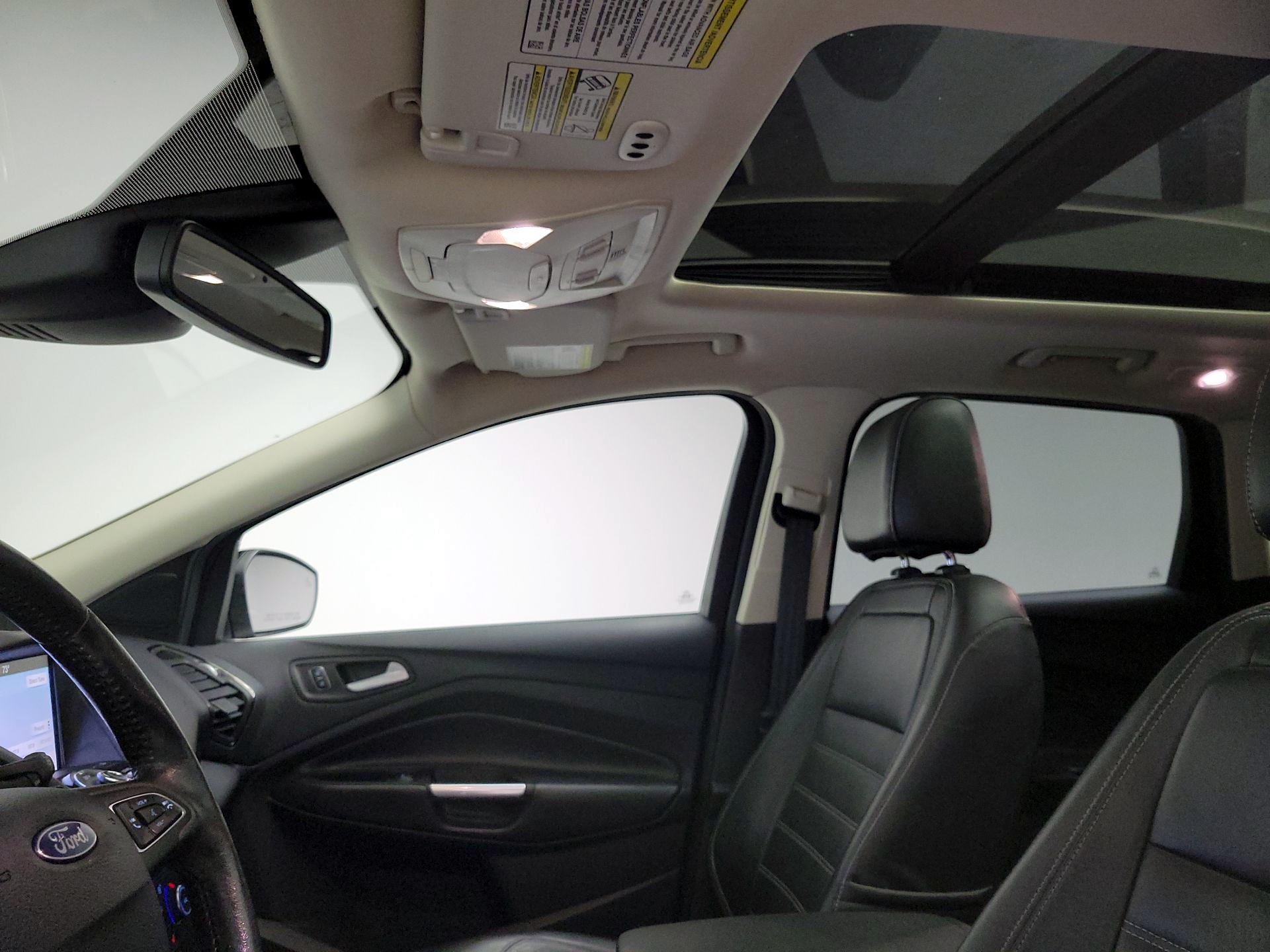Thumbnail: 2017 Ford Escape - 20