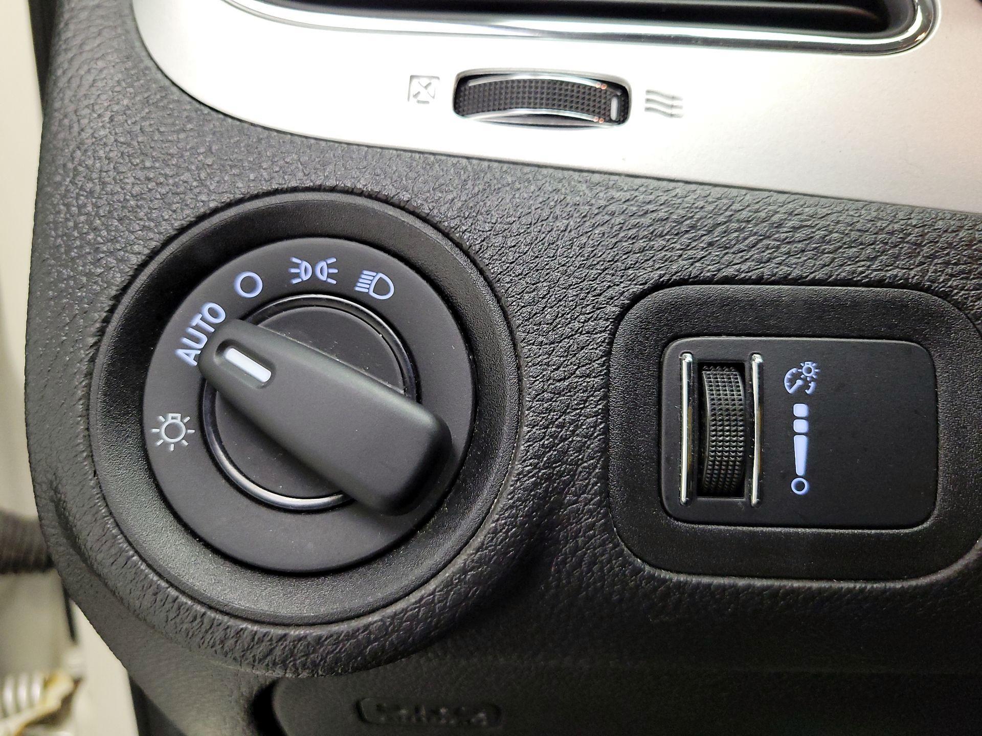 Thumbnail: 2018 Dodge Journey - 13