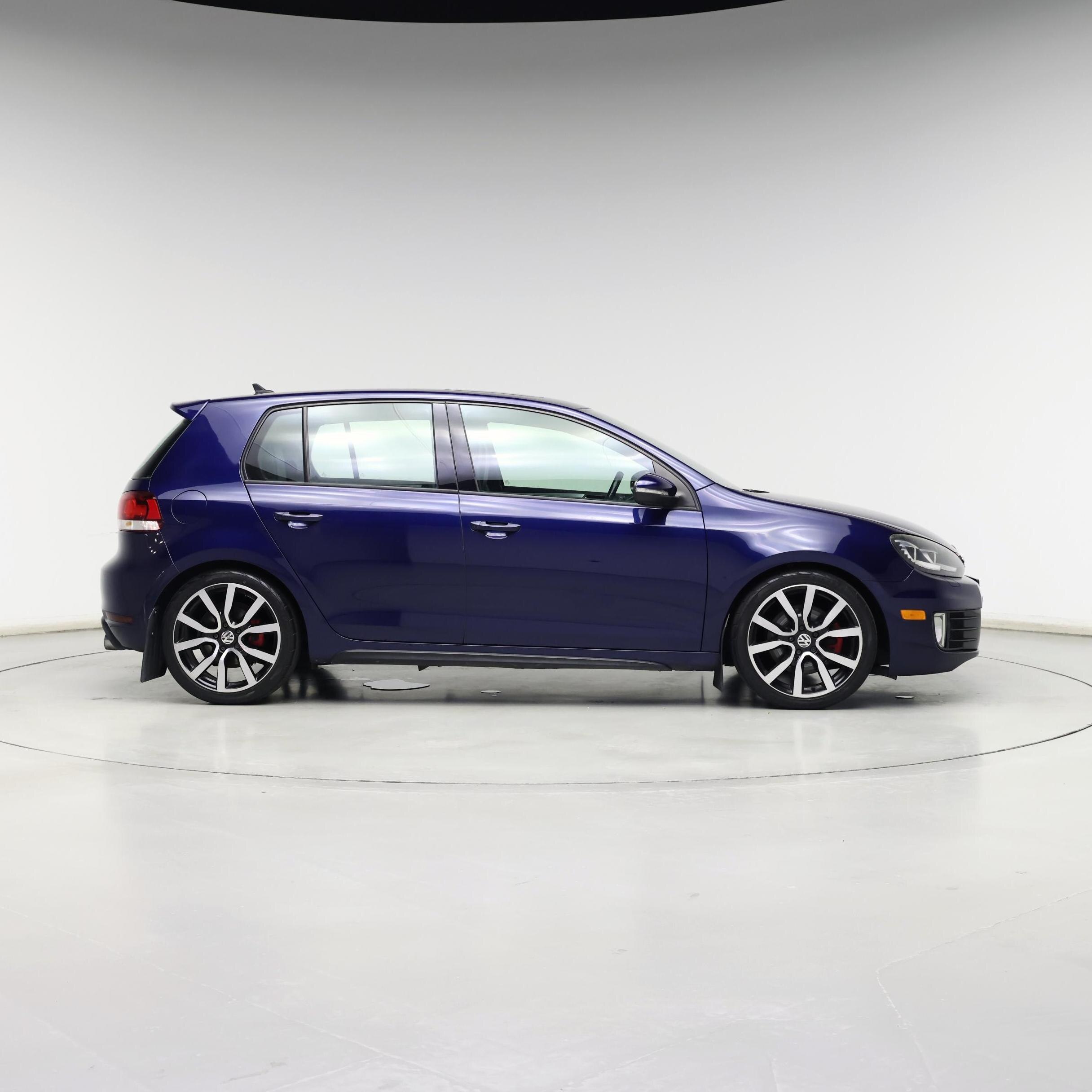 Thumbnail: 2013 Volkswagen Golf - 7