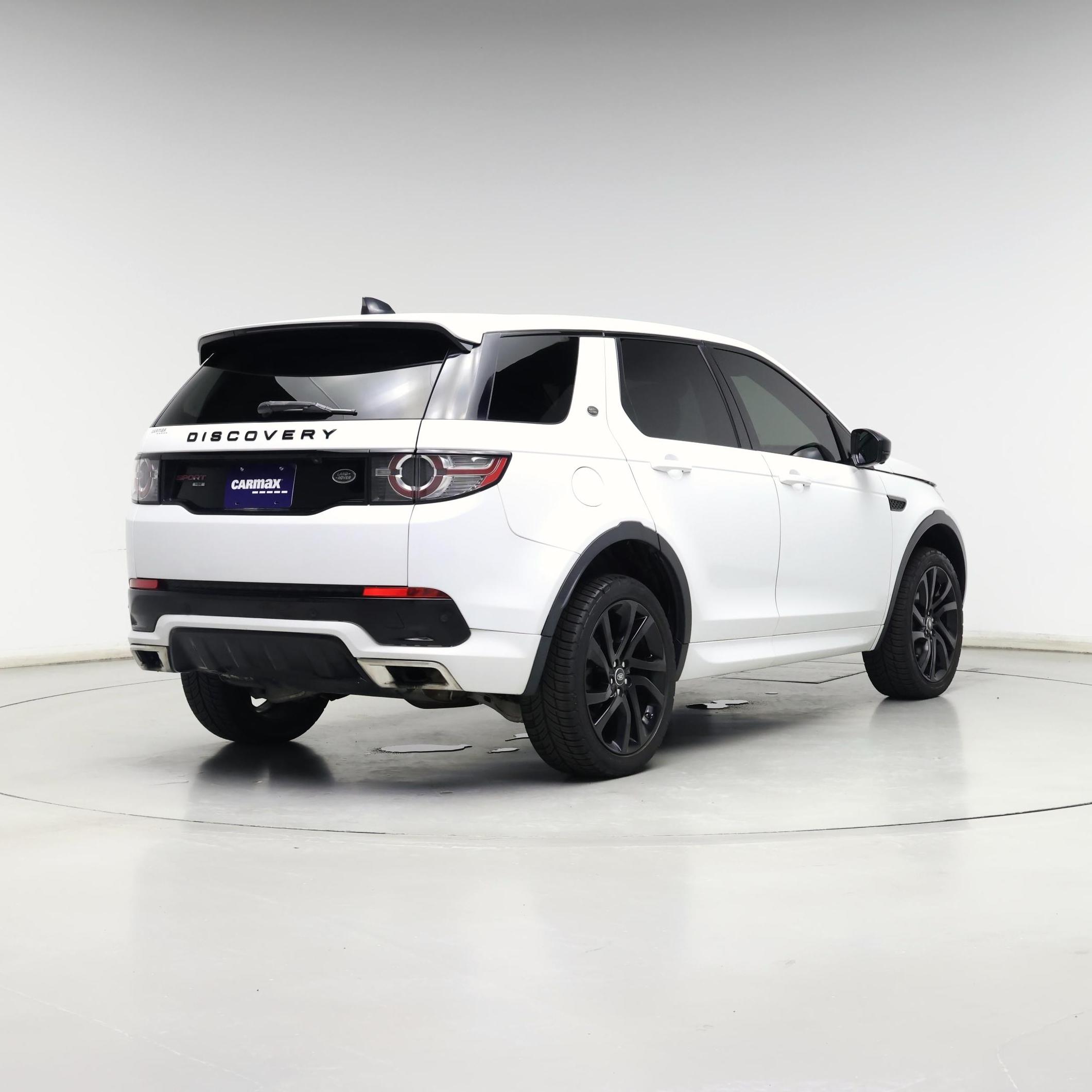 Thumbnail: 2017 Land Rover Discovery Sport - 8