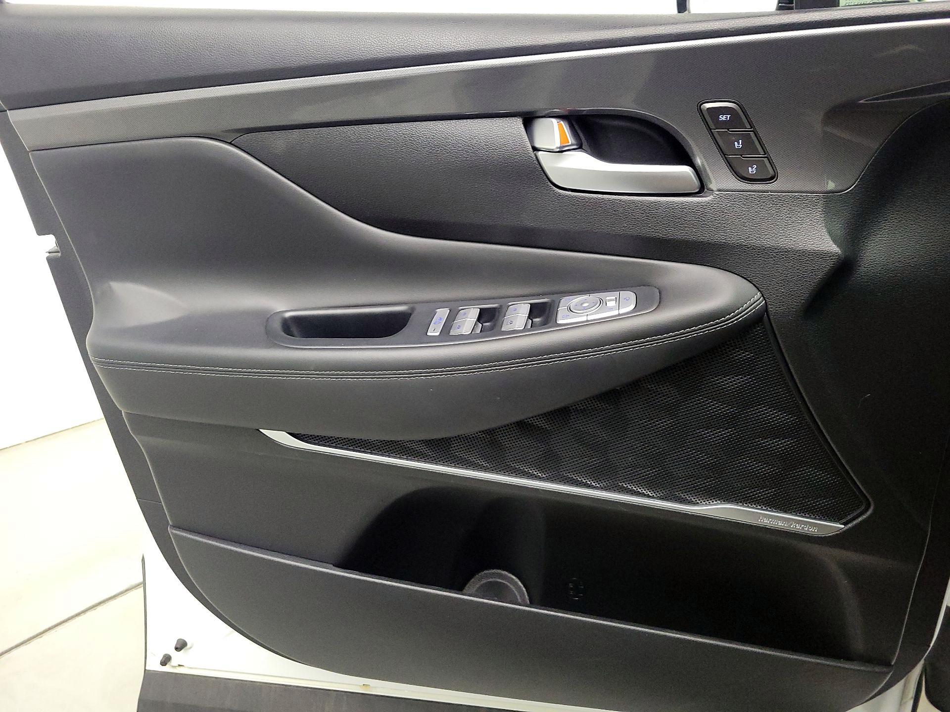 Thumbnail: 2021 Hyundai Santa Fe - 12