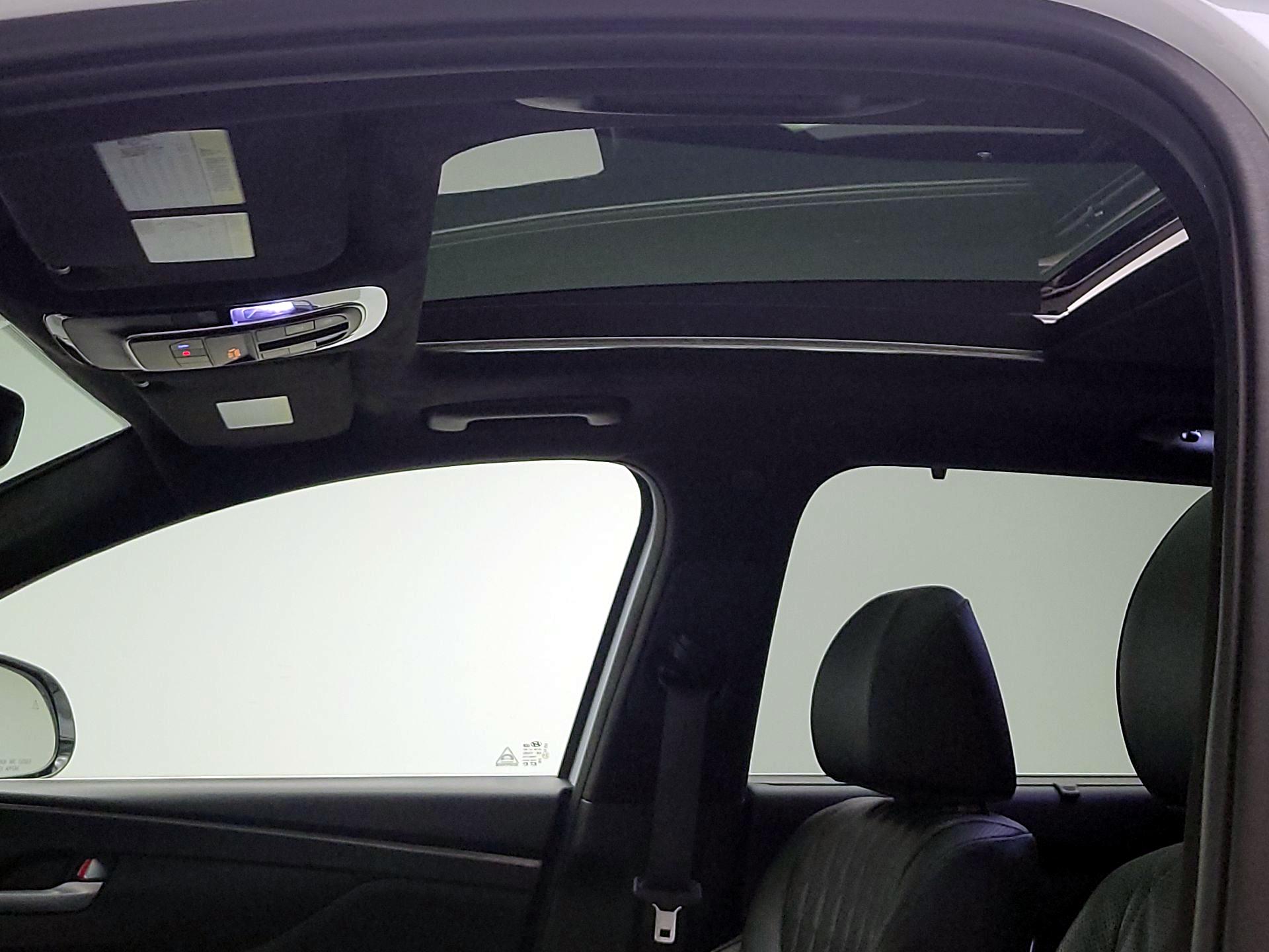 Thumbnail: 2021 Hyundai Santa Fe - 20