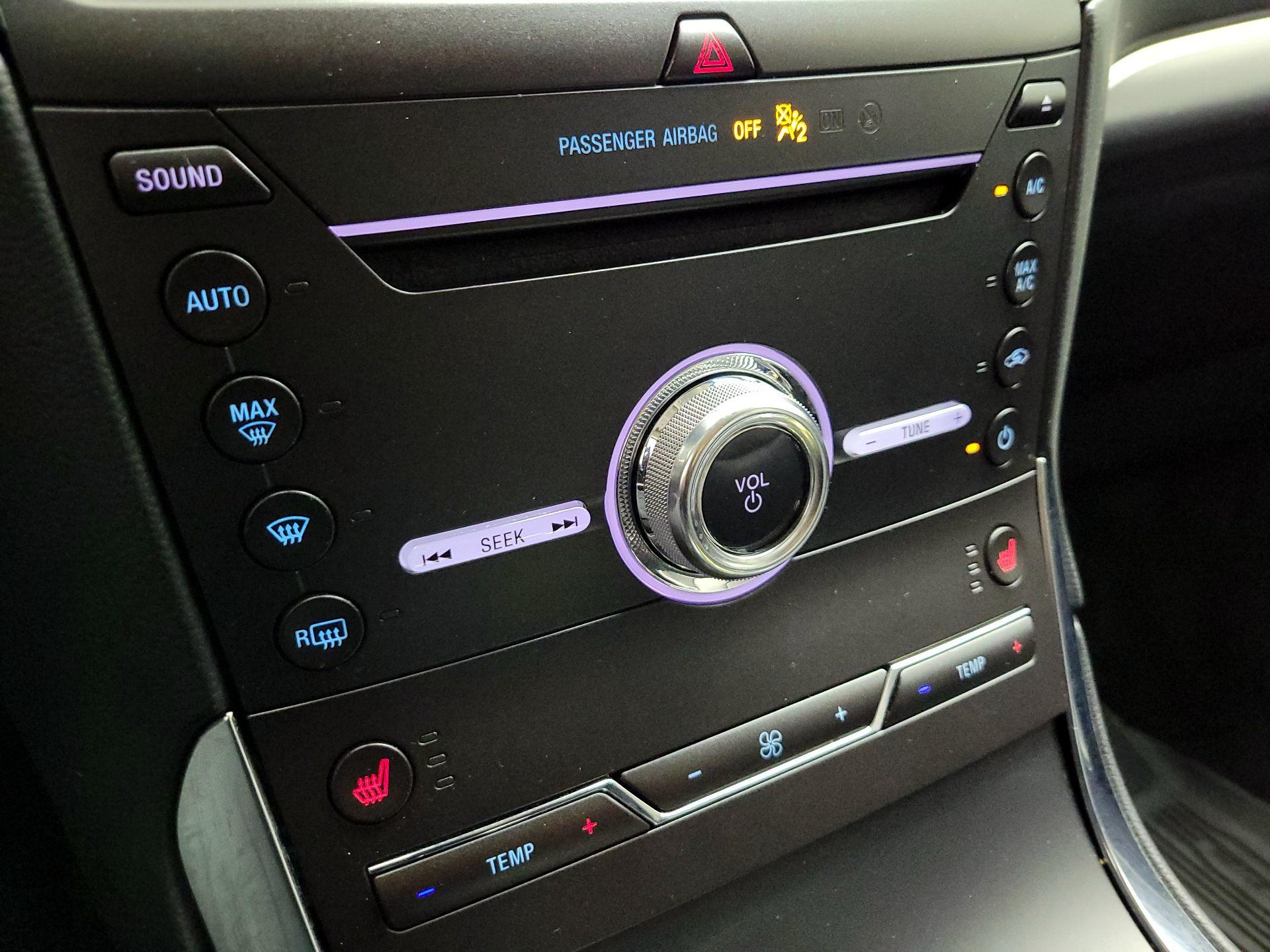 Thumbnail: 2019 Ford Edge - 17