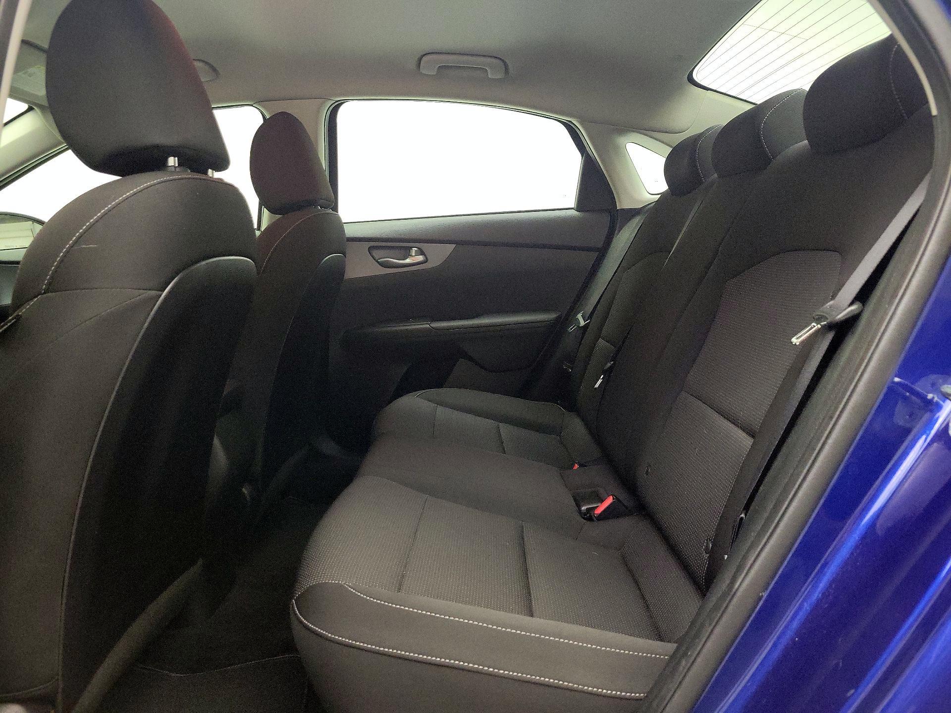 Thumbnail: 2020 Kia Forte - 19